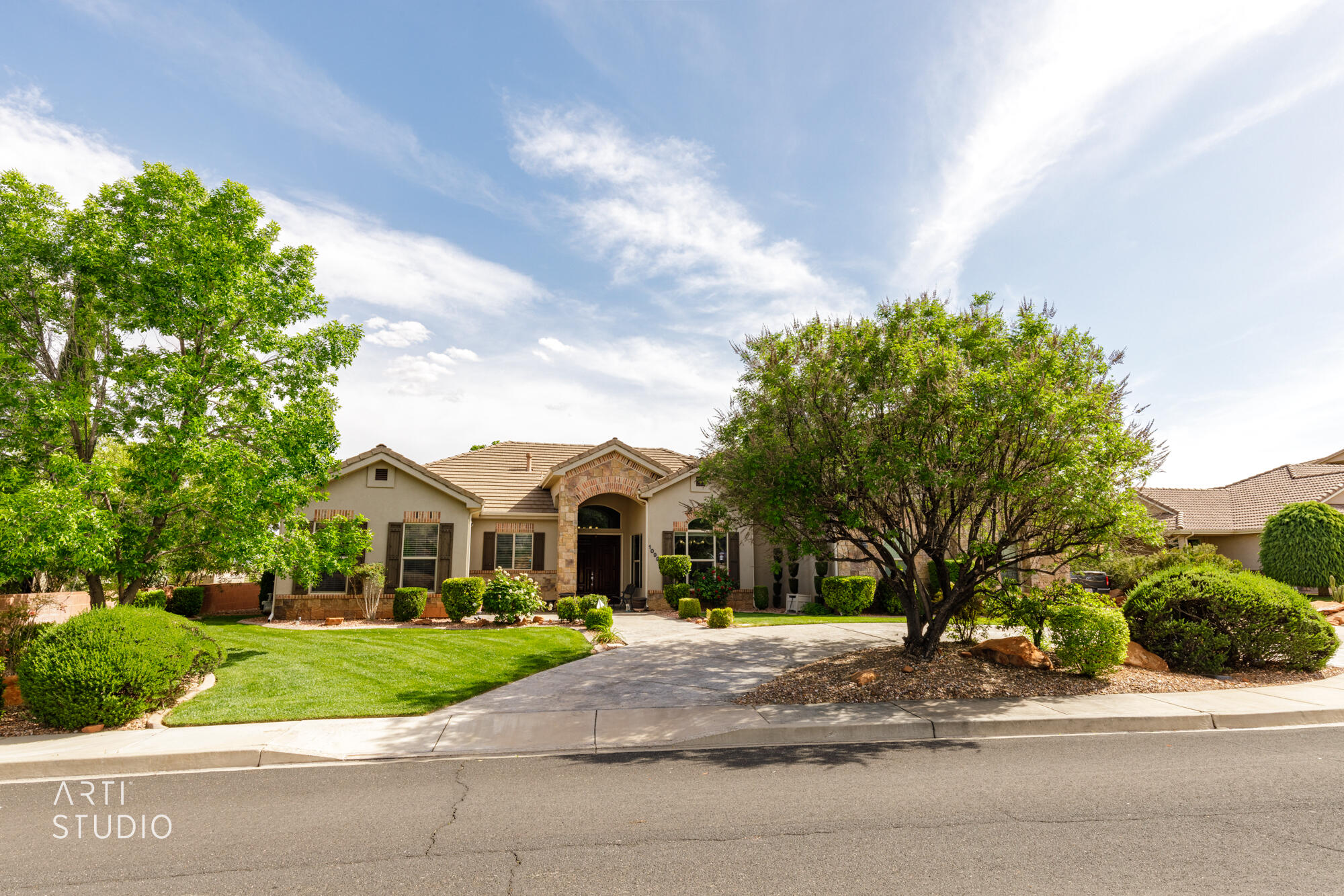 SILVERSTONE AT GREEN SPRINGS - Residential