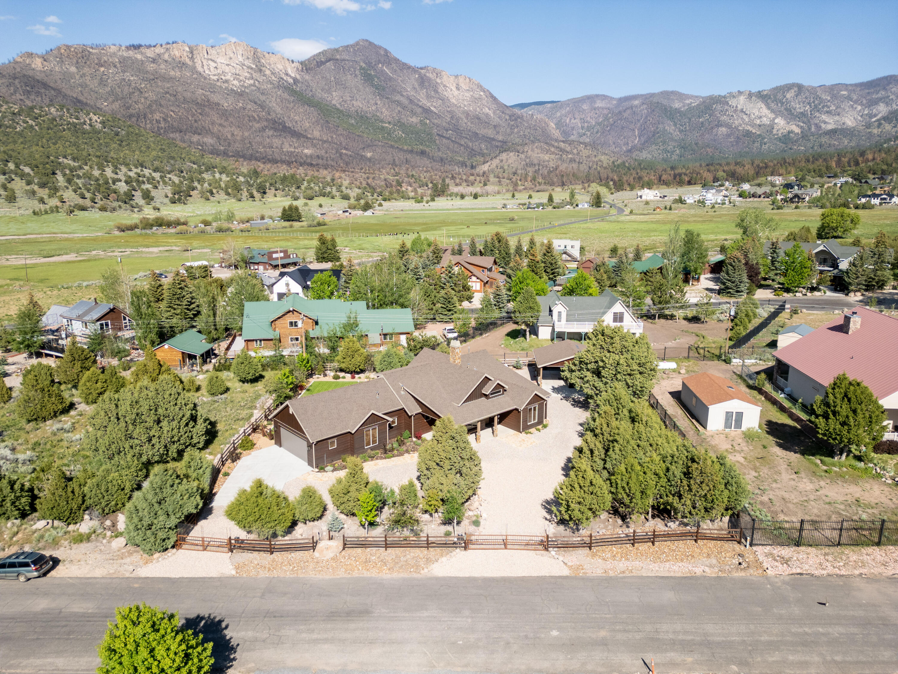 PINE ACRES - Residential