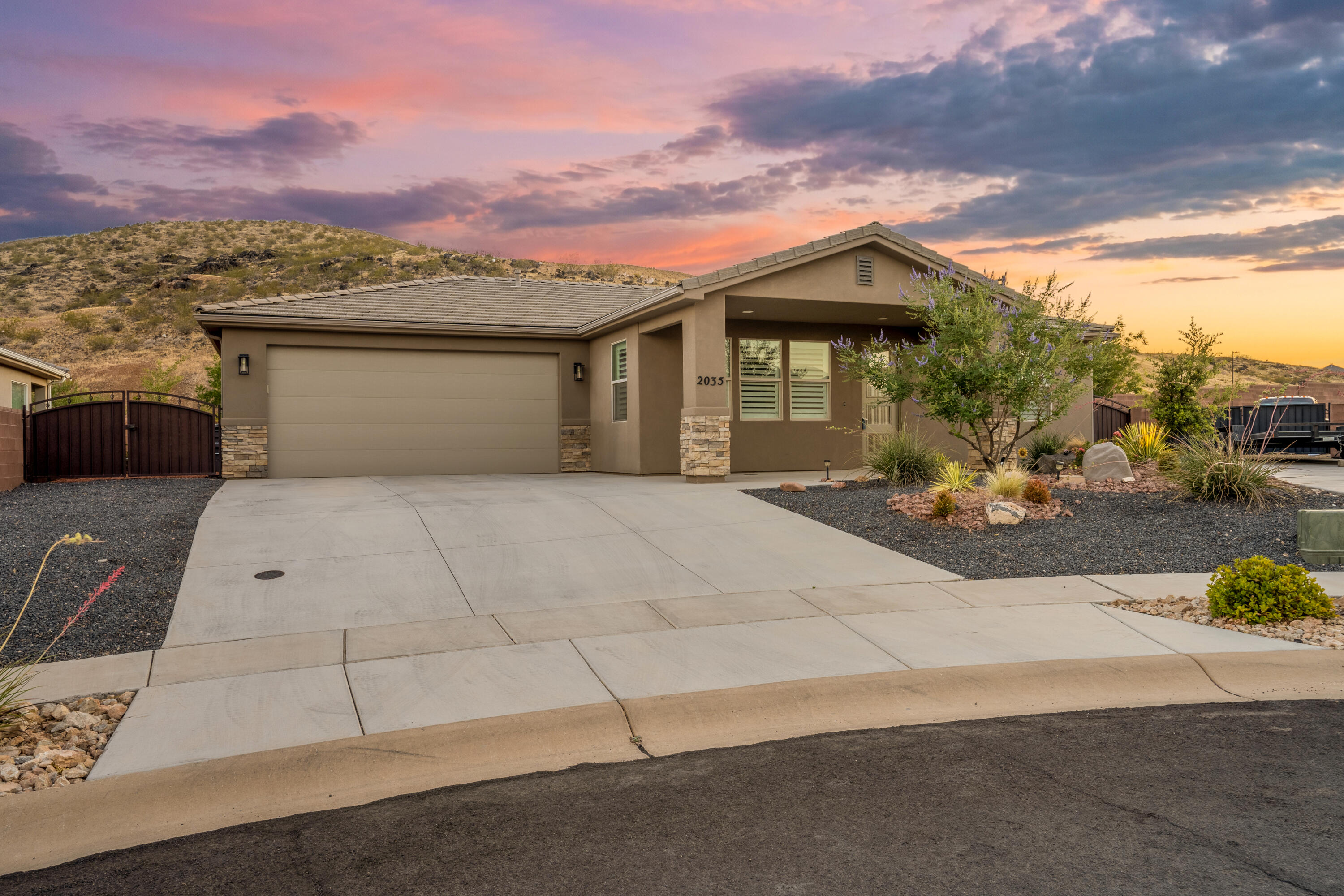 ZION VISTA - Residential