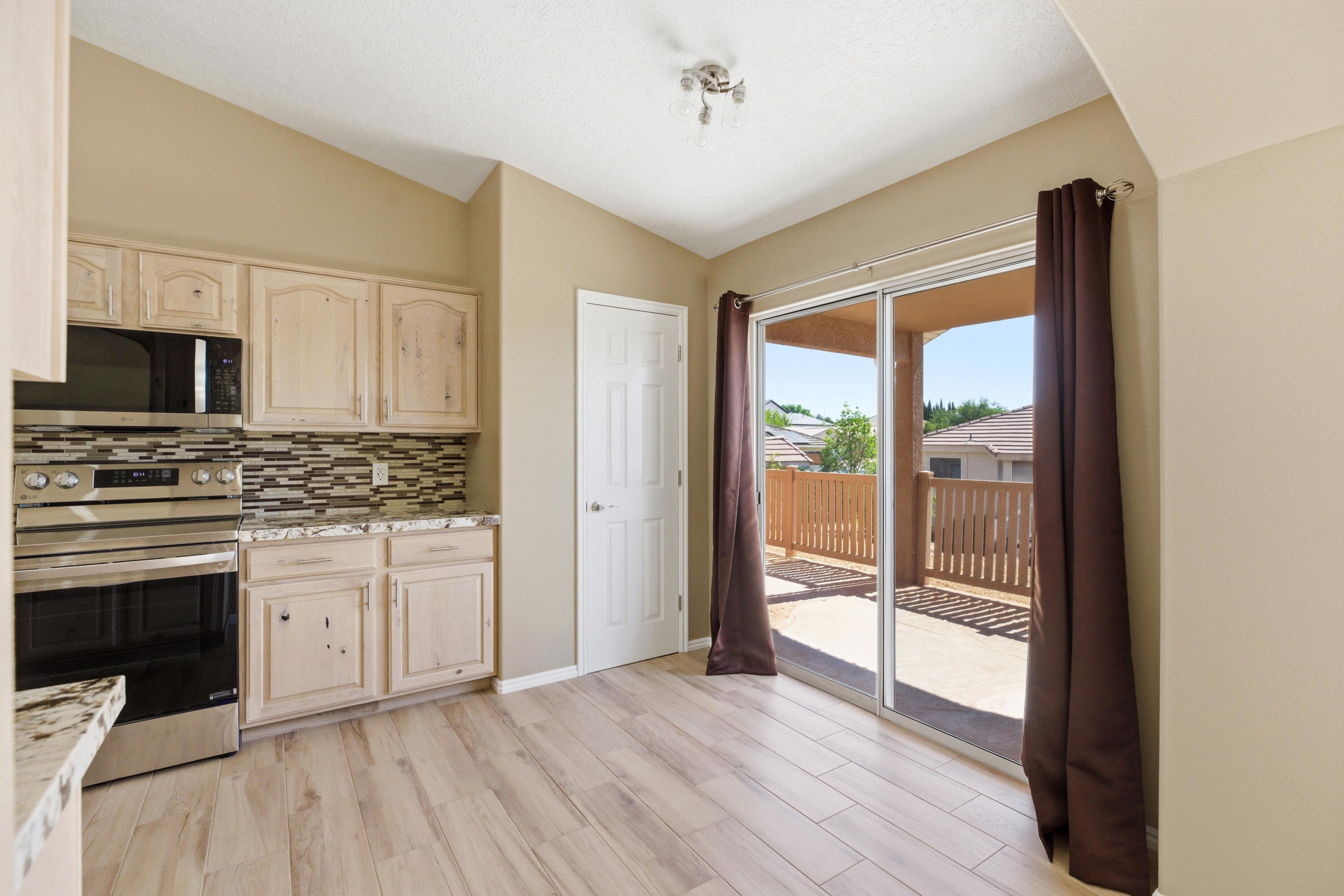 FOSTER HILLS SOUTH - Residential
