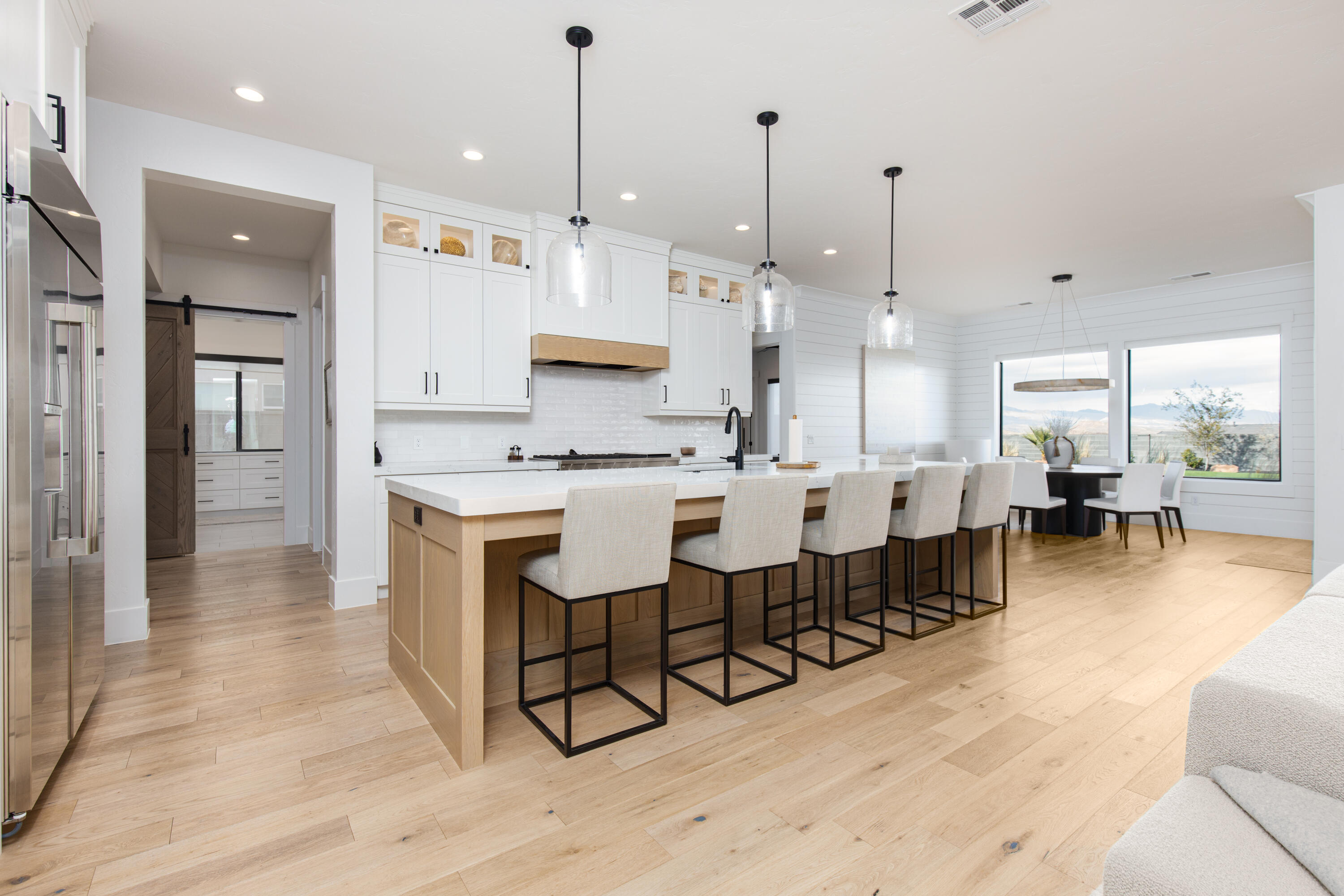 TEAKWOOD - Residential