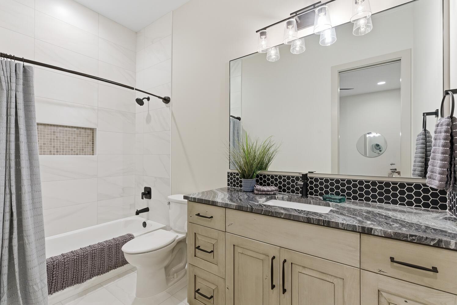 TAVA RESORT AT SAND HOLLOW - Residential
