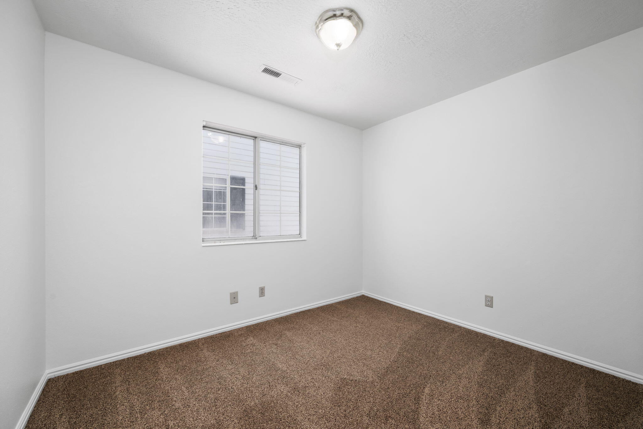 ALPHA TOWNHOMES - Residential