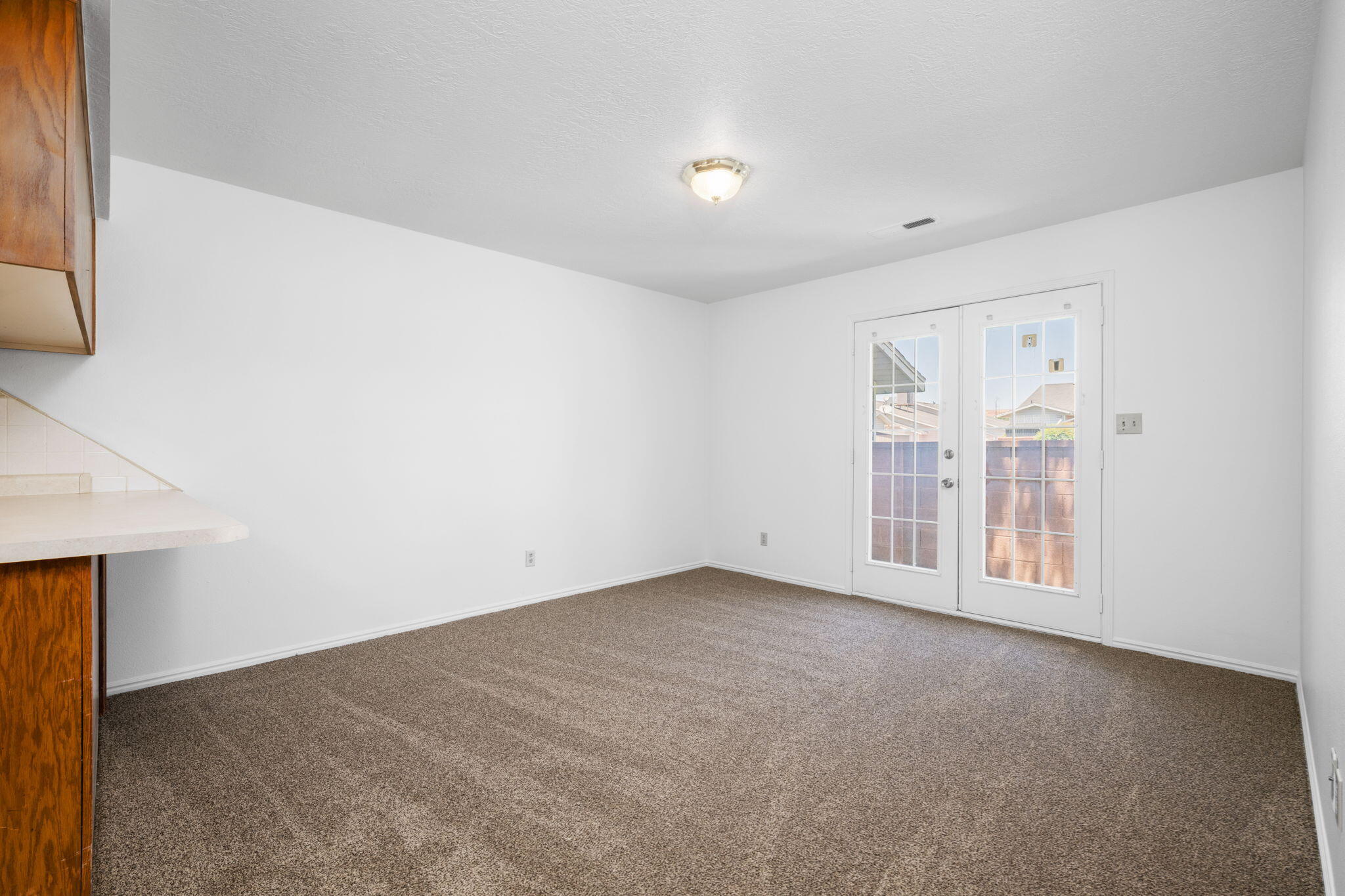 ALPHA TOWNHOMES - Residential