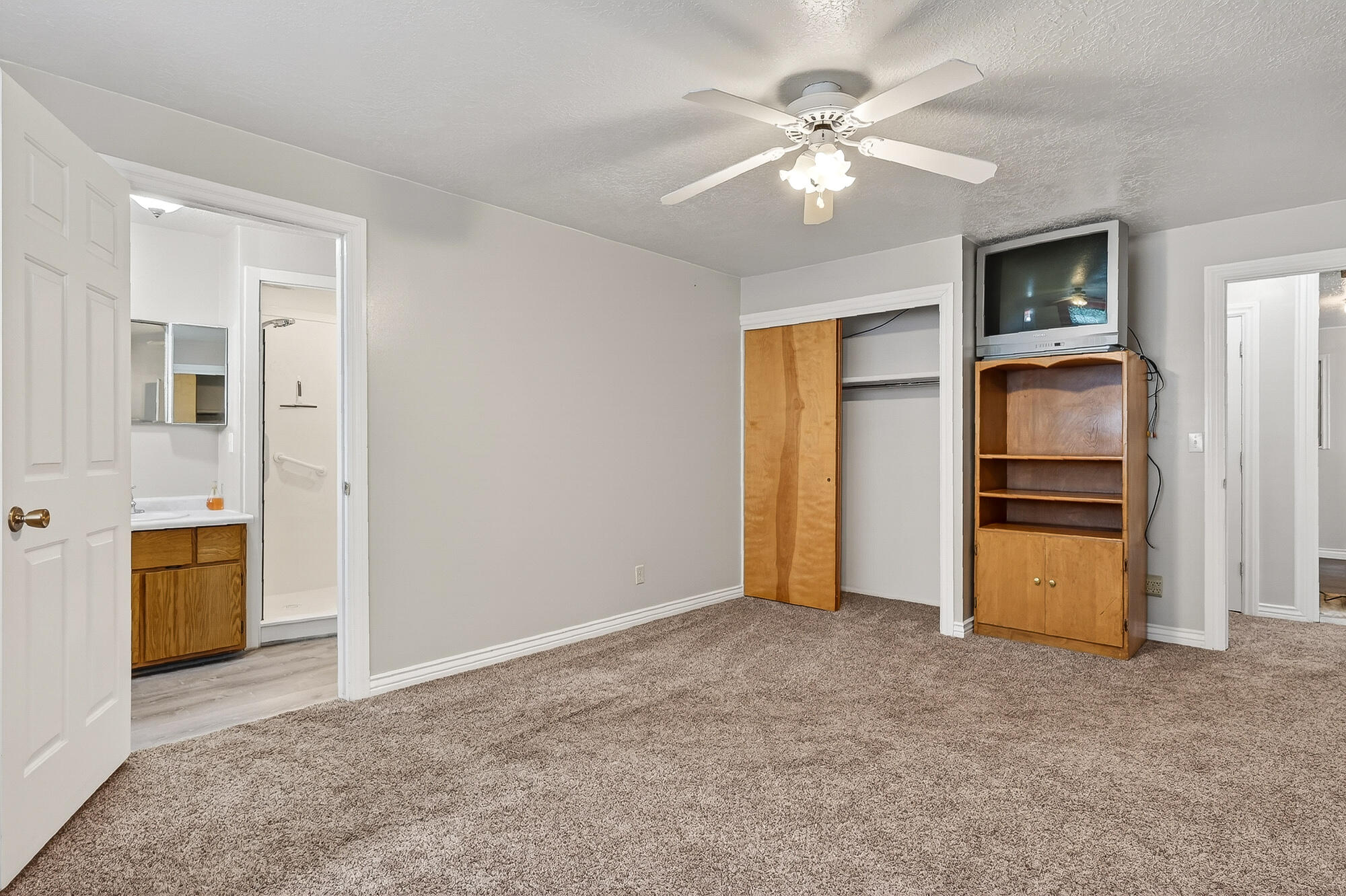 ENTERPRISE TOWNSITE - Residential