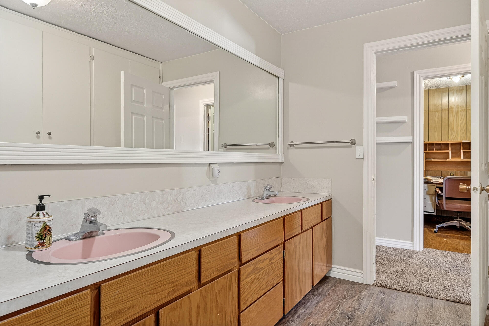 ENTERPRISE TOWNSITE - Residential