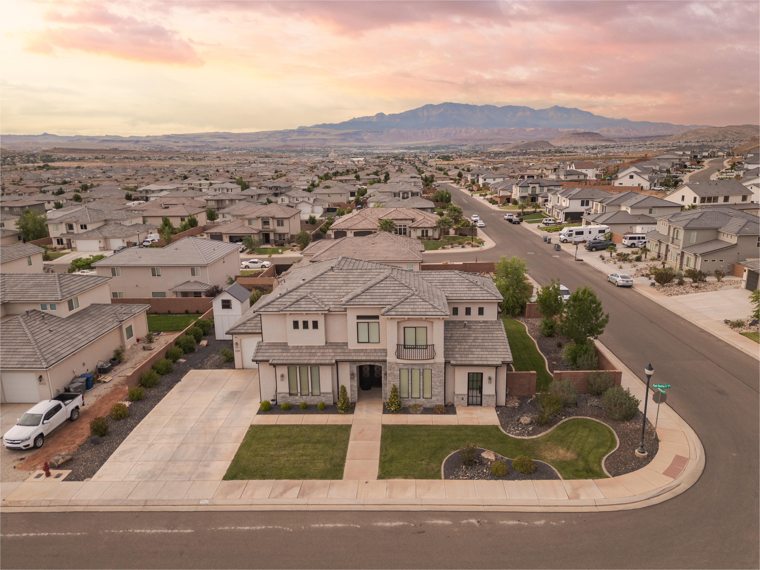 SEQUOIA ESTATES - Residential