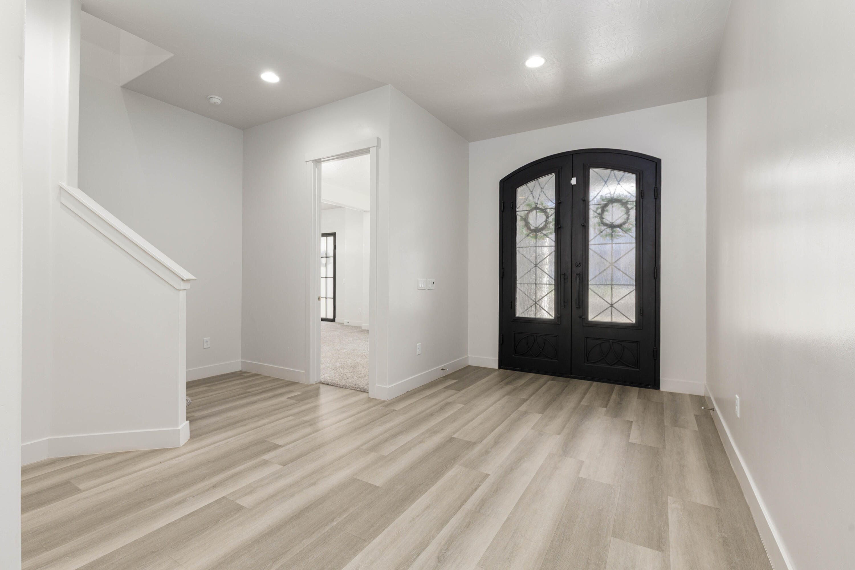 SEQUOIA ESTATES - Residential