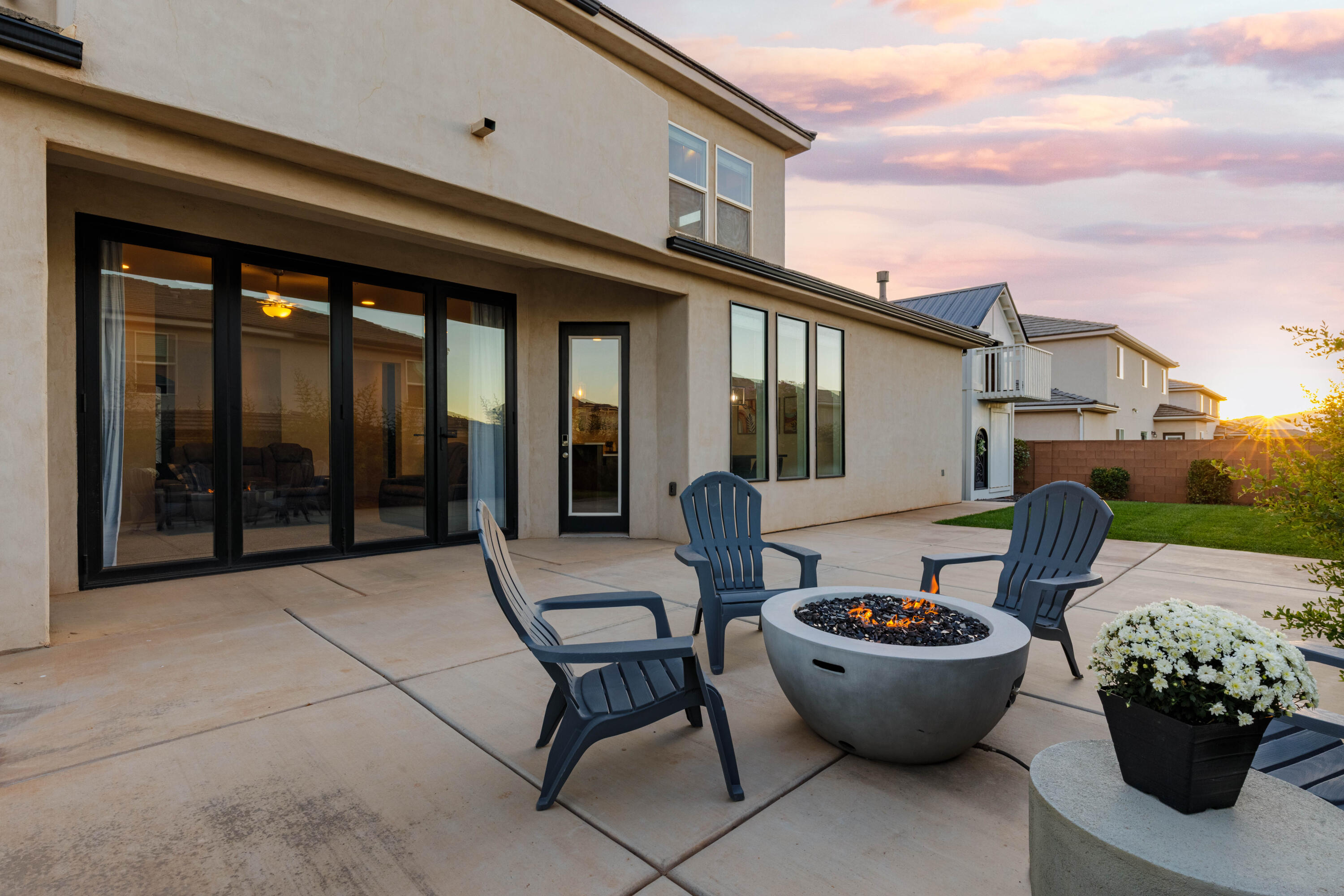 SEQUOIA ESTATES - Residential