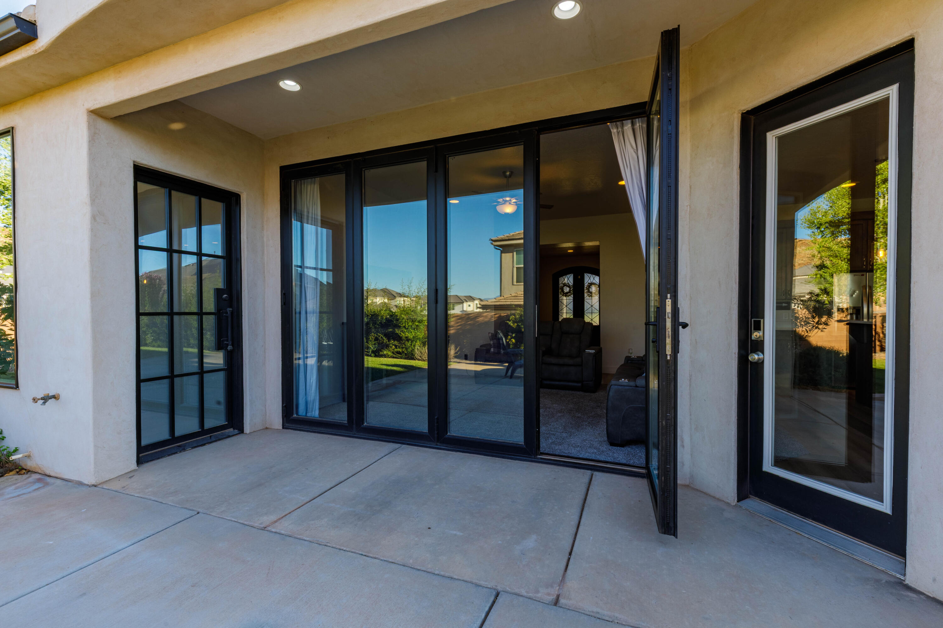 SEQUOIA ESTATES - Residential