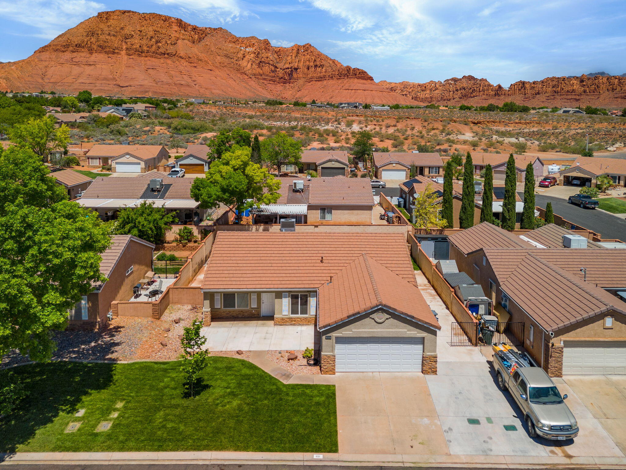 RED ROCK CANYON - Residential