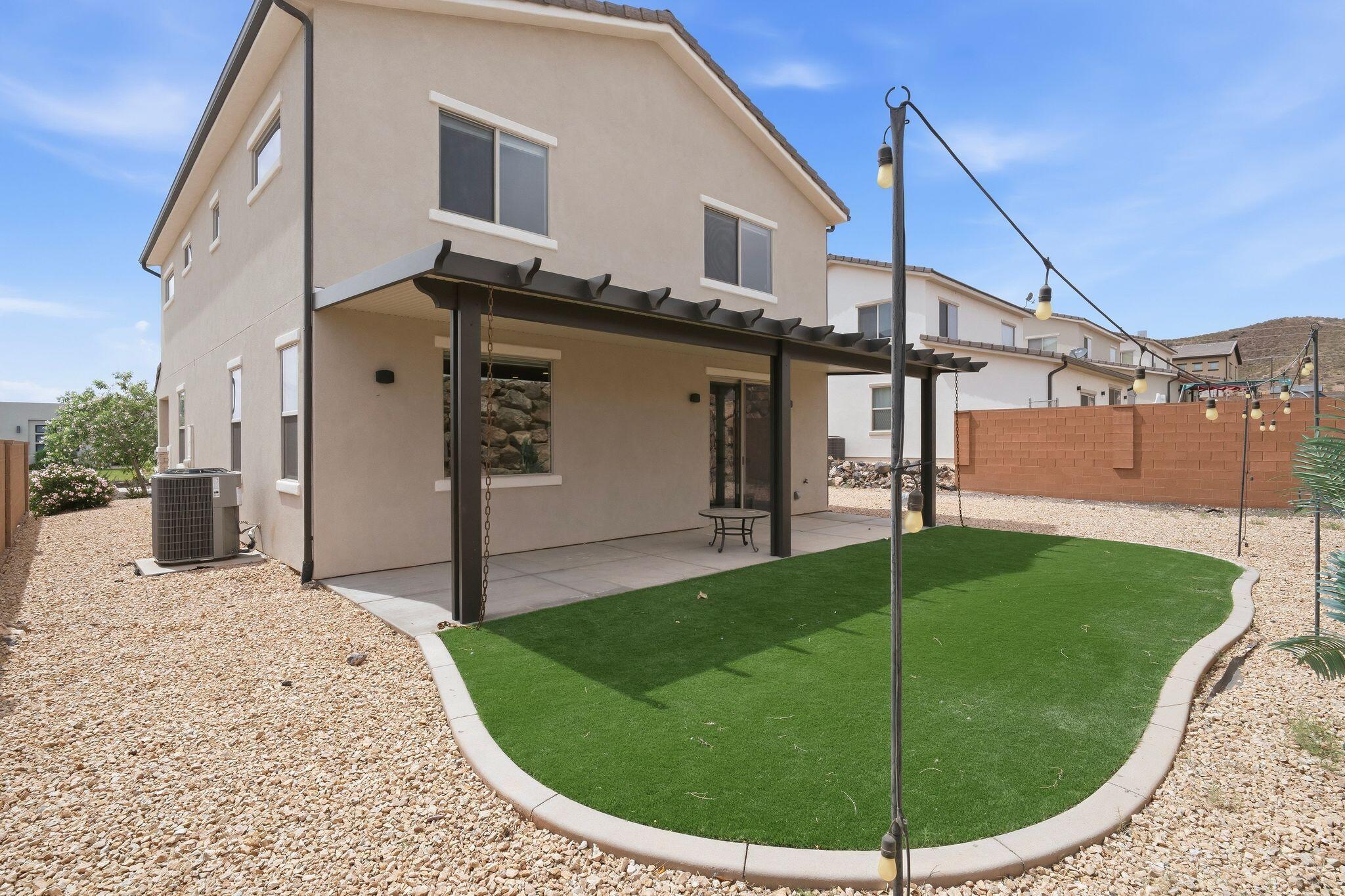 HURRICANE HEIGHTS - Residential