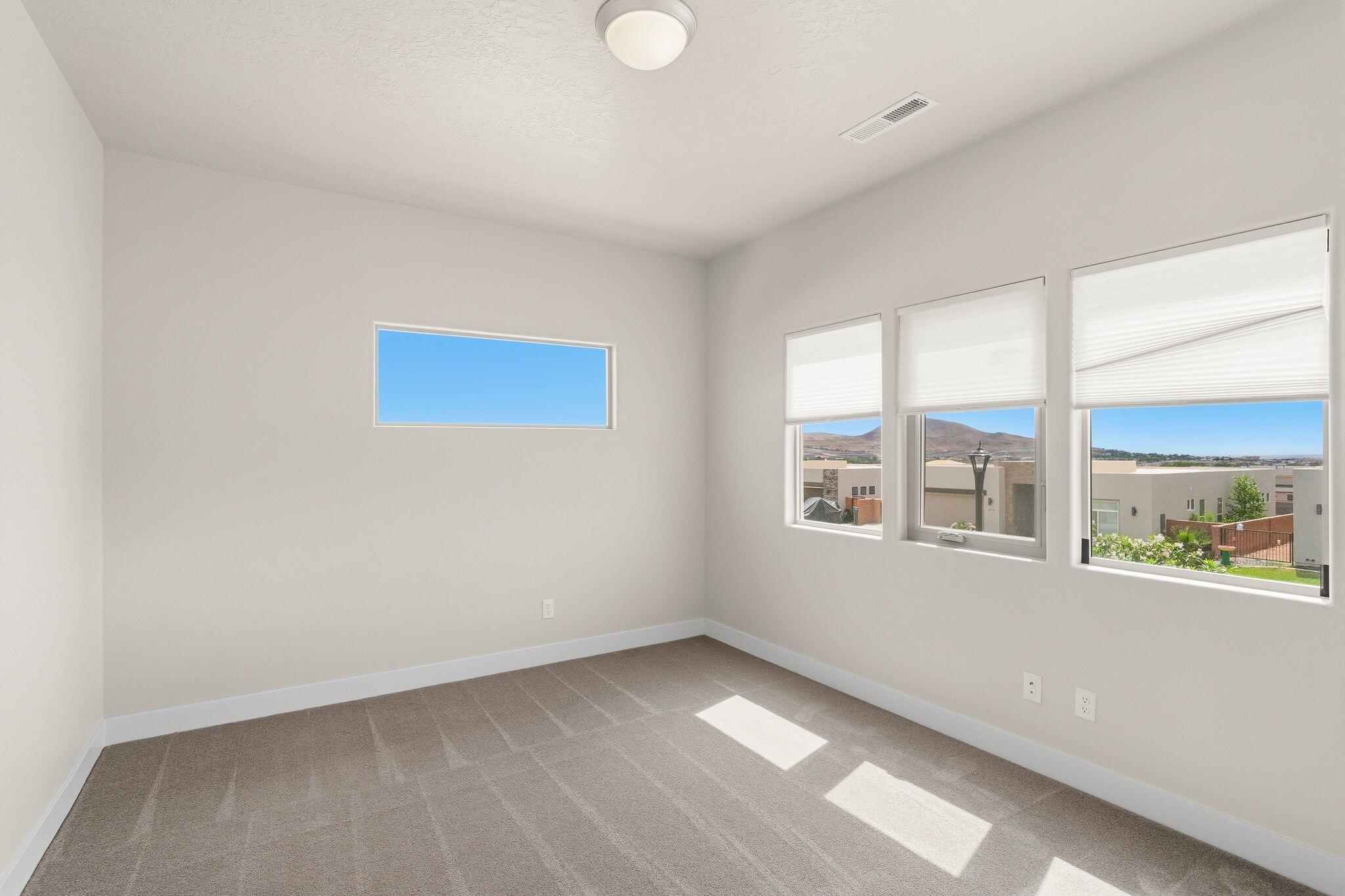 HURRICANE HEIGHTS - Residential