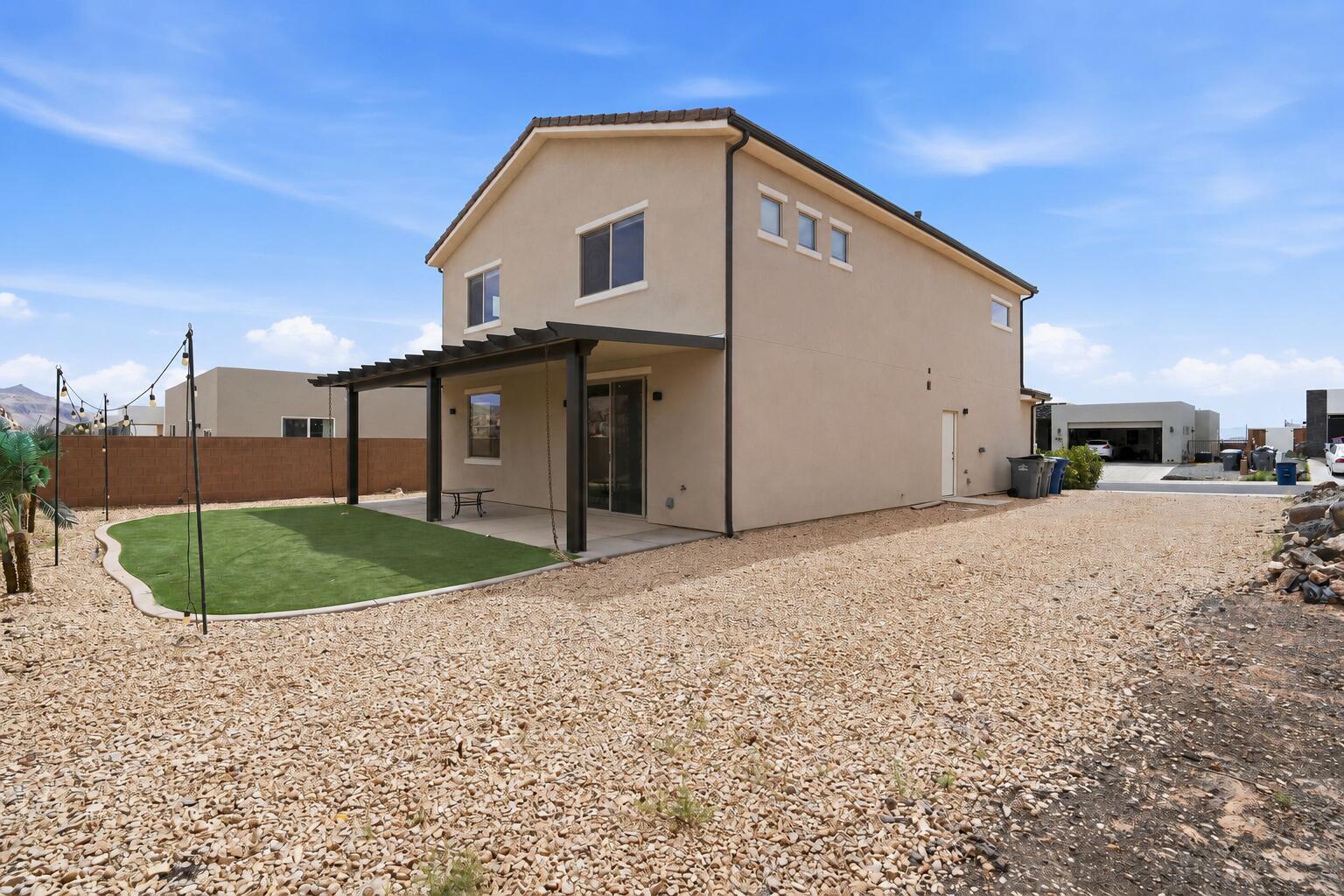 HURRICANE HEIGHTS - Residential