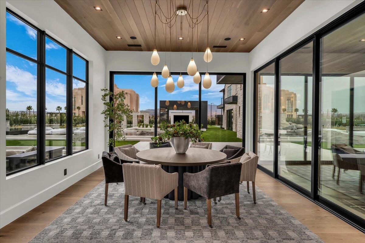 GROVE - Residential