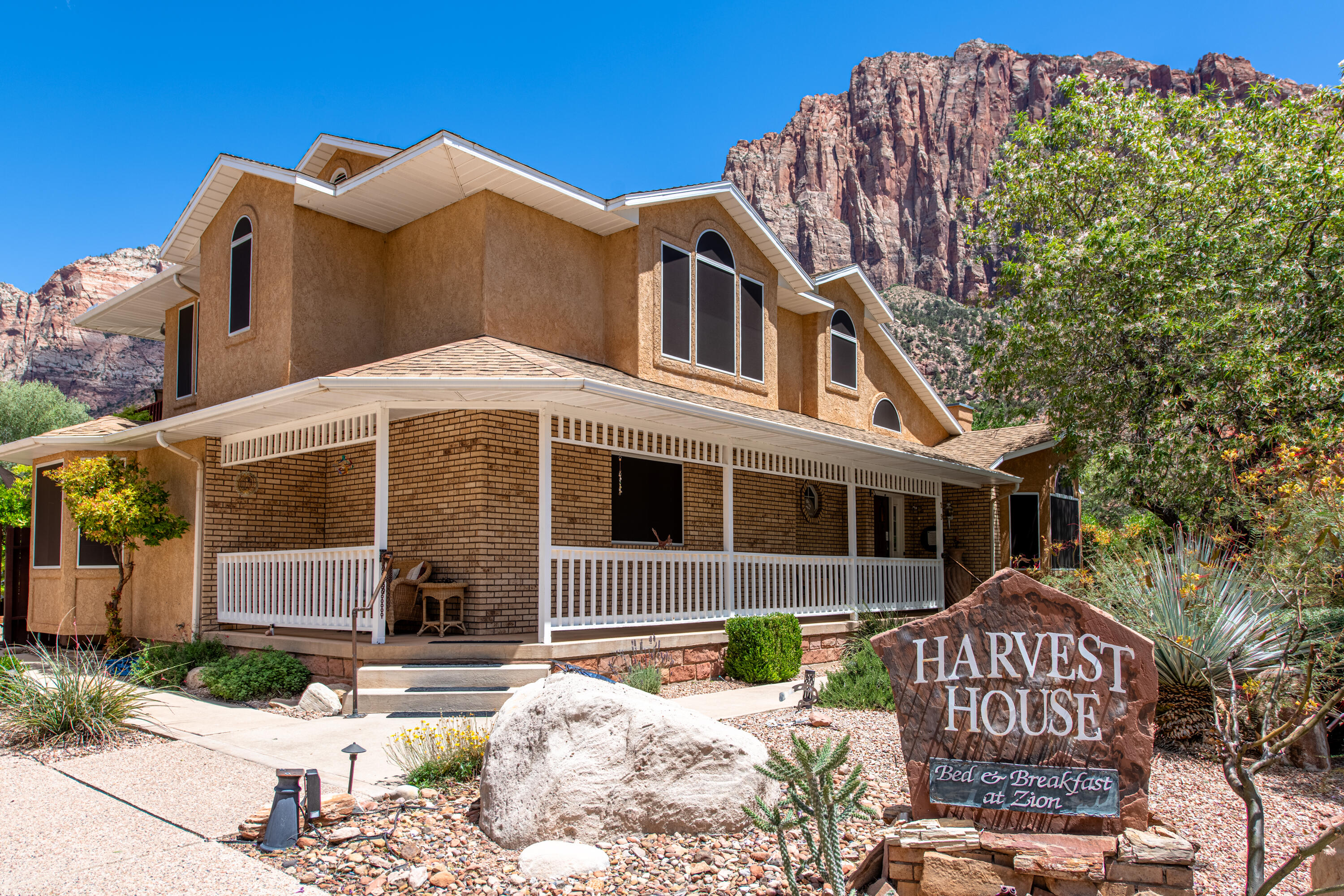 CANYON VIEW - Residential
