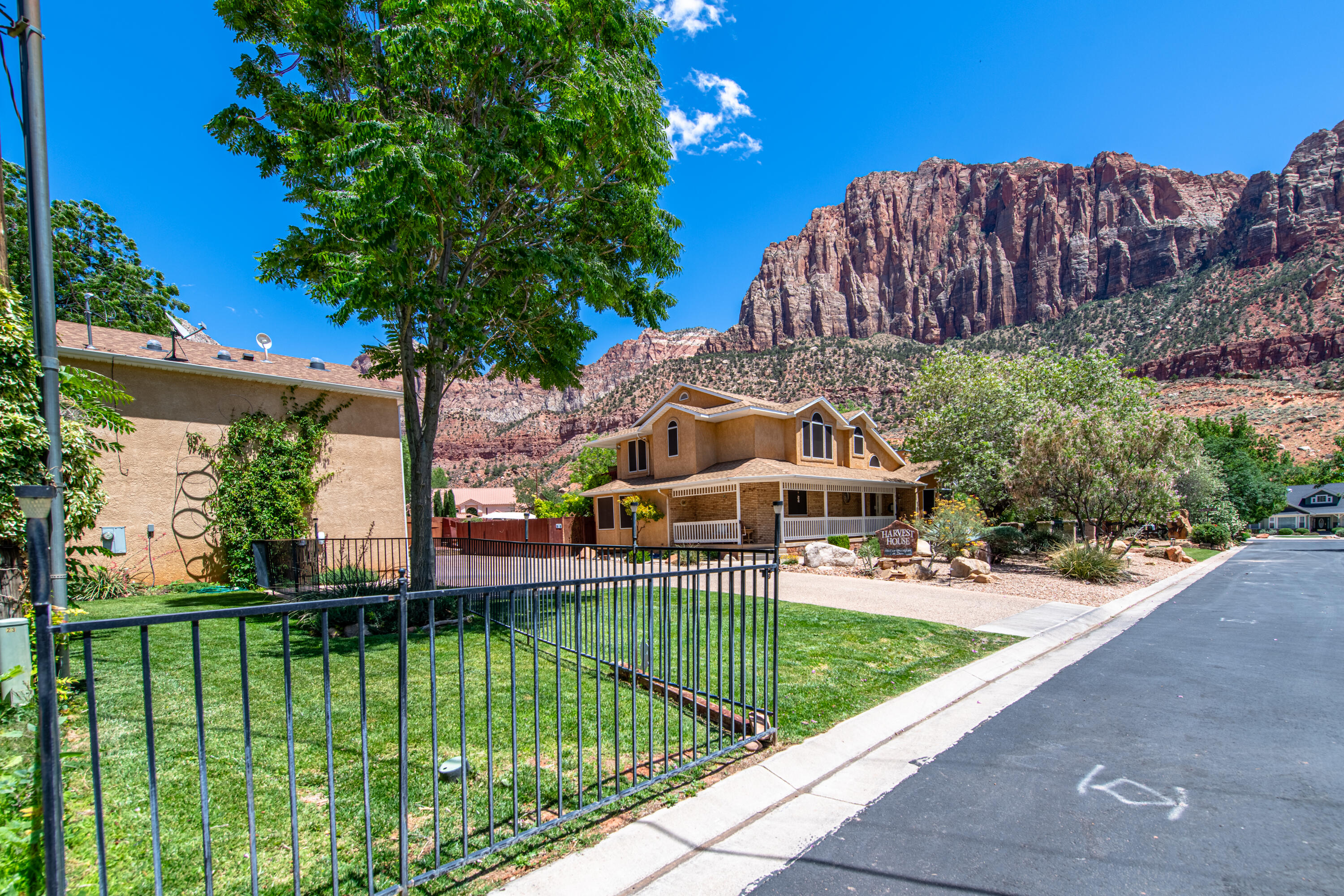 CANYON VIEW - Residential