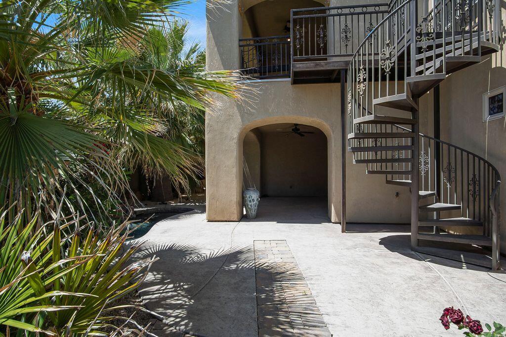 NORTHBRIDGE - Residential