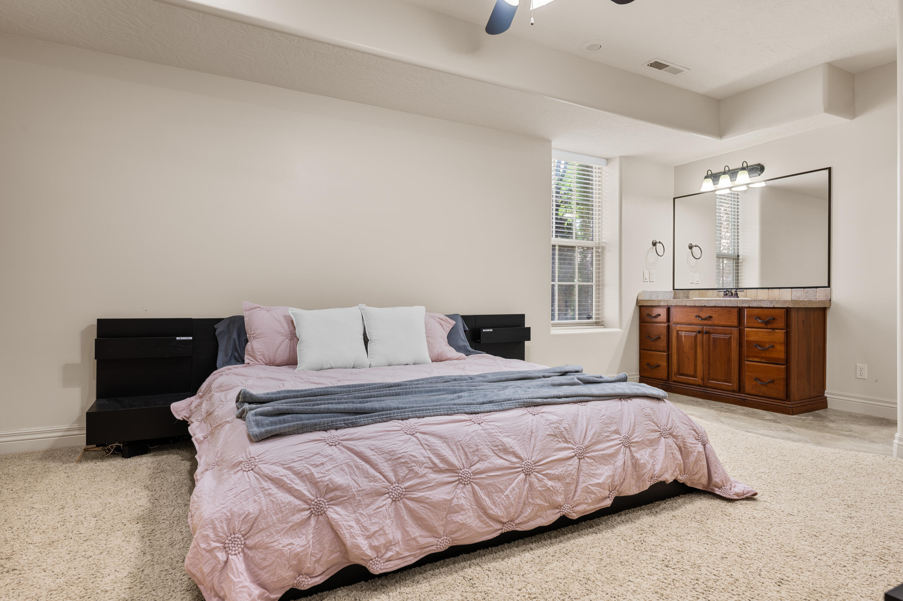 NORTHBRIDGE - Residential