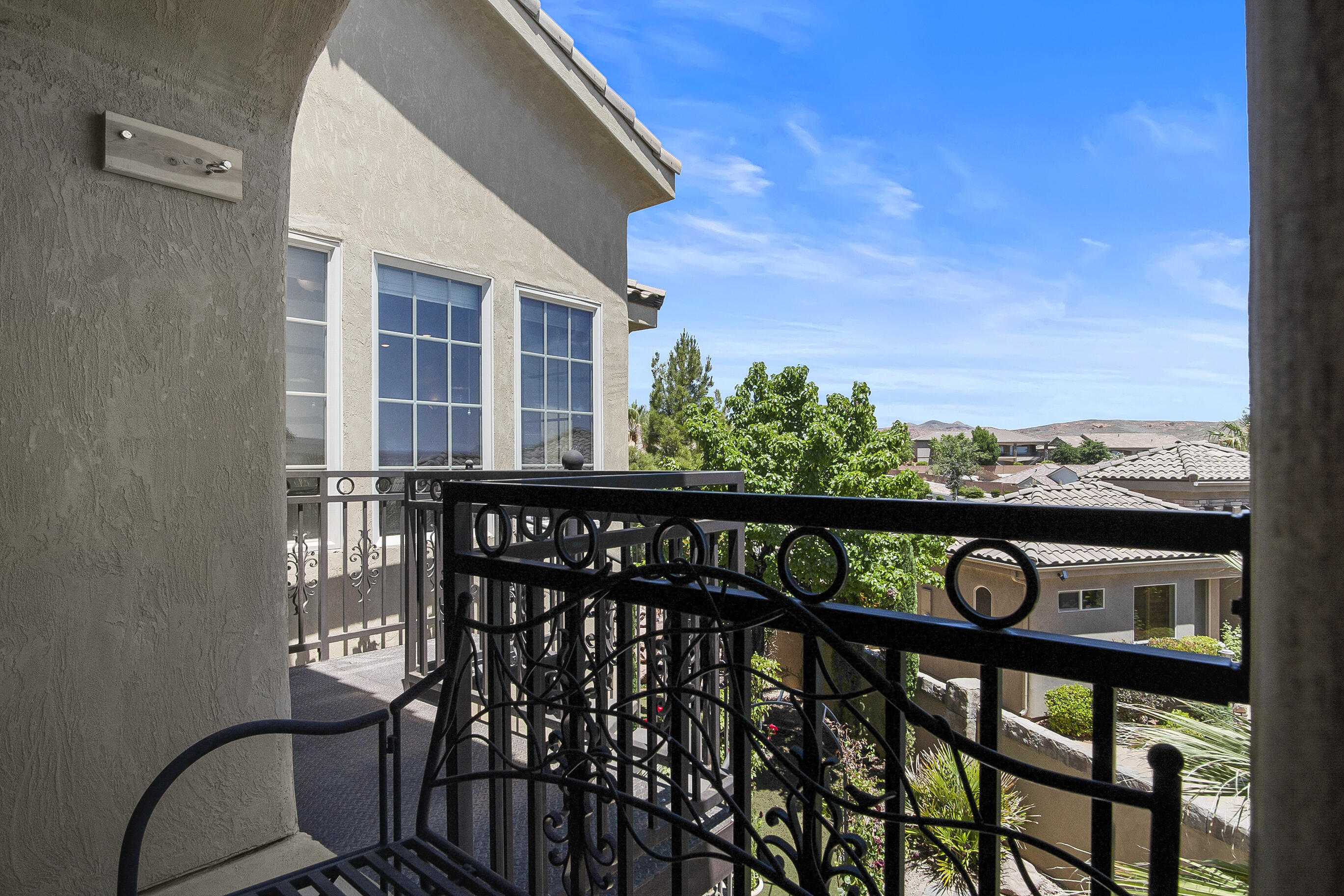 NORTHBRIDGE - Residential