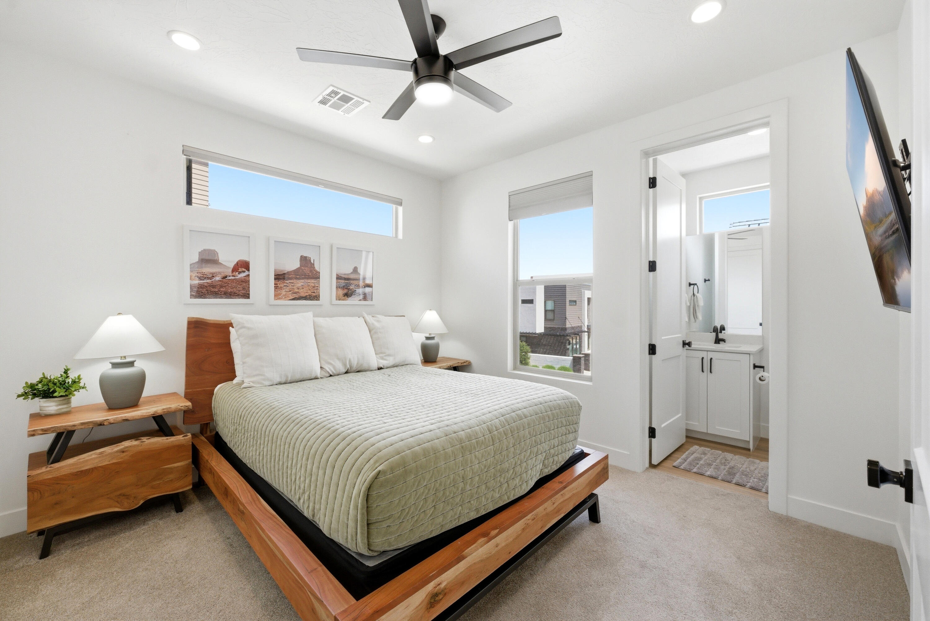 DESERT COLOR RESORT - Residential