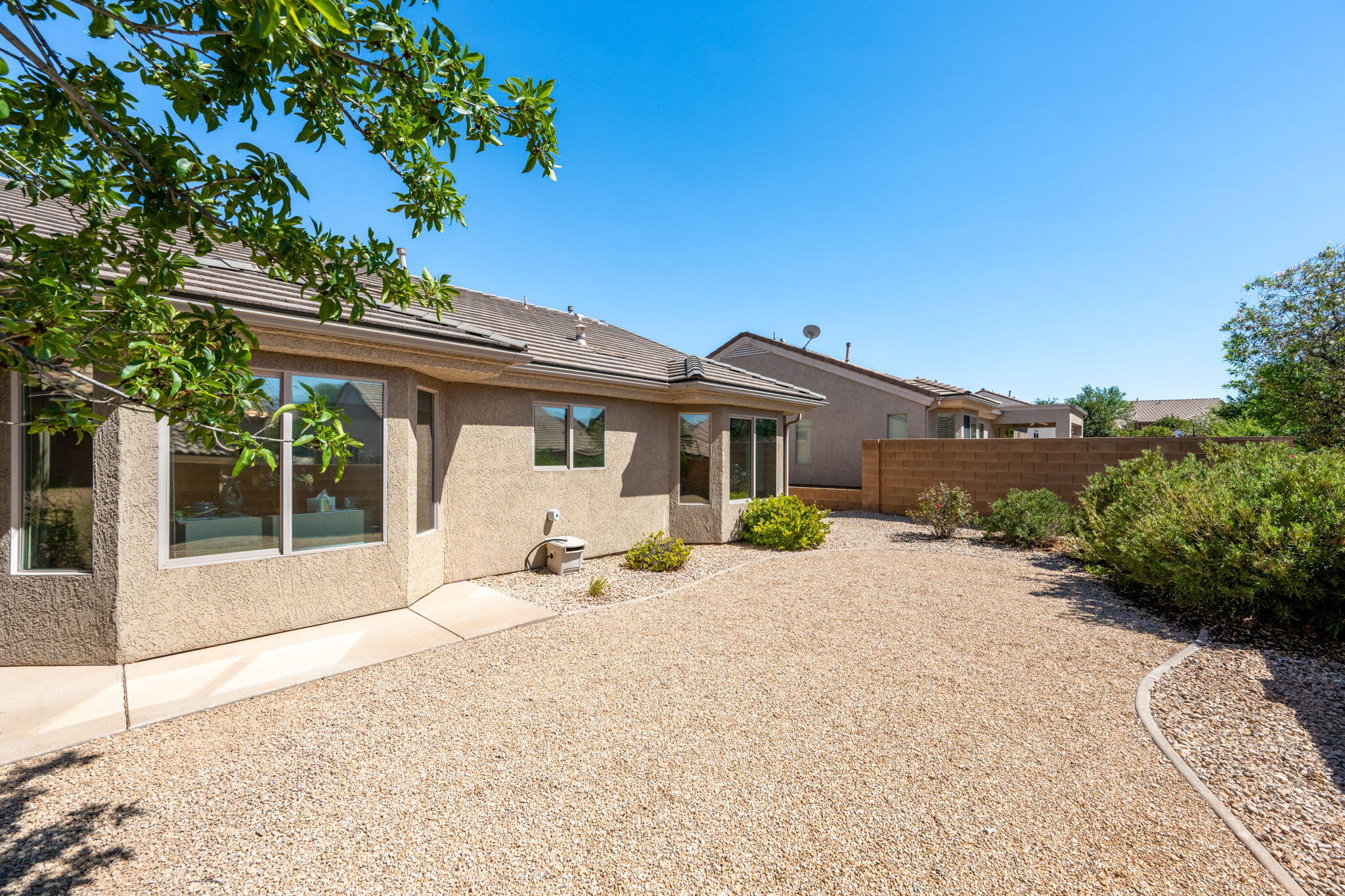 VILLAS AT SUN RIVER - Residential