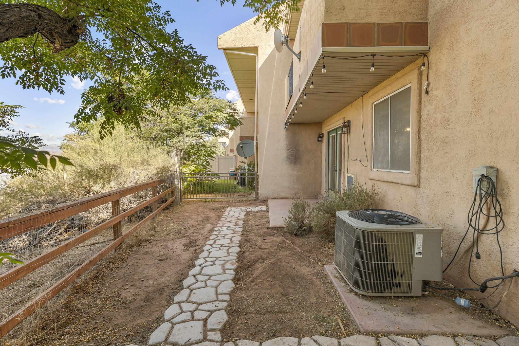 TERRAH DAWN - Residential