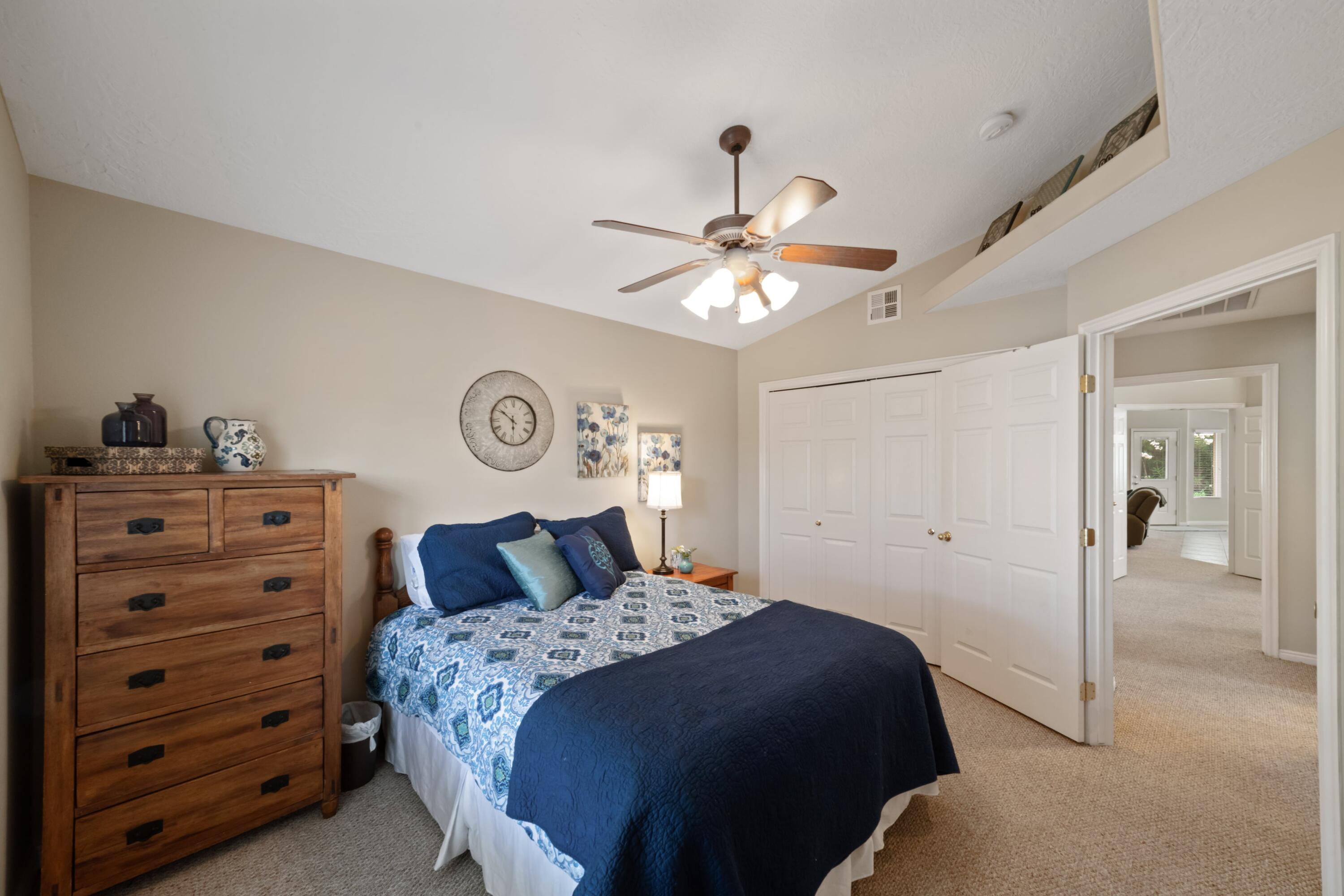 SILVERCREEK TOWNHOMES - Residential