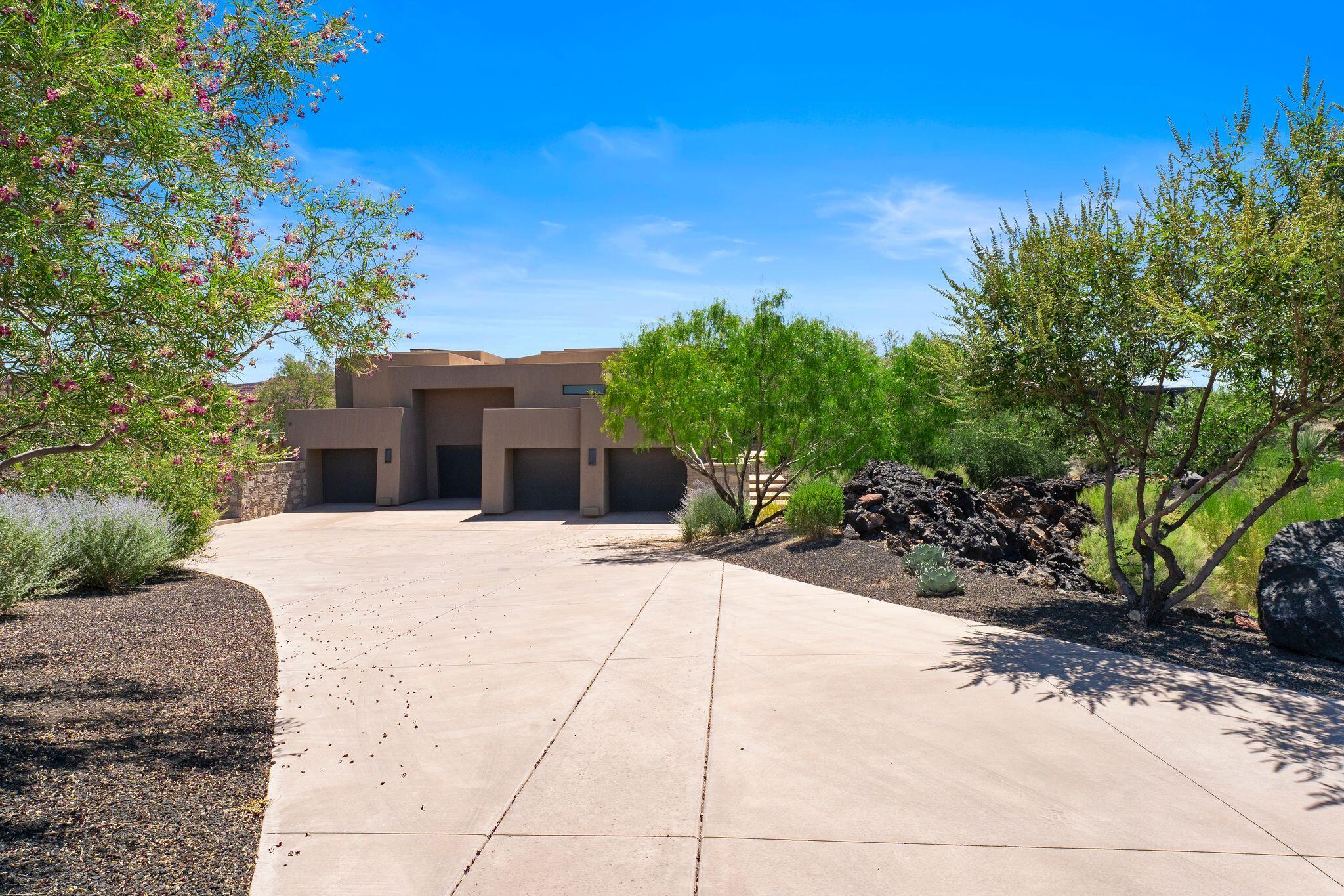 ENTRADA AT SNOW CANYON CHACO WEST - Residential