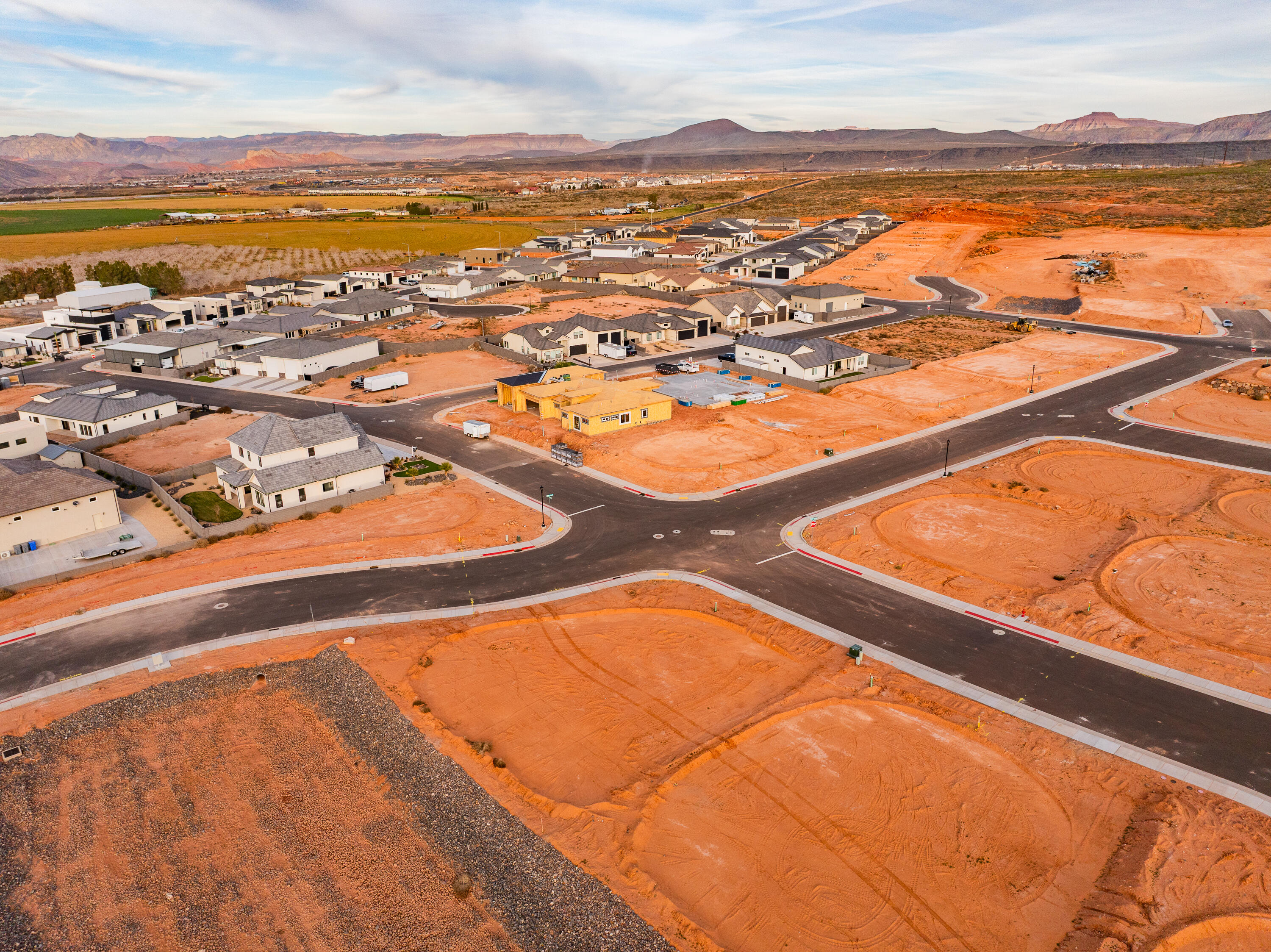 SAND HOLLOW VILLAGE - Land