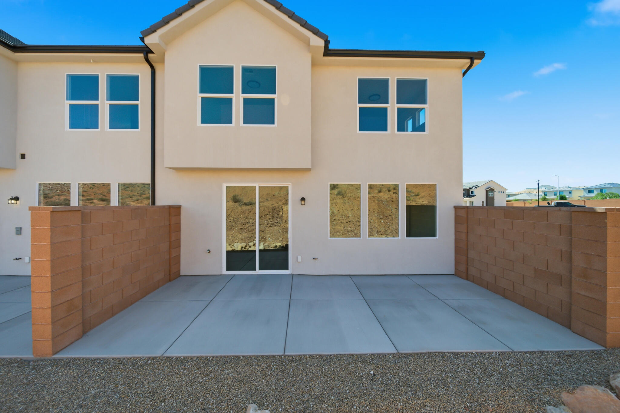 WHITE DOME TOWNHOMES - Residential