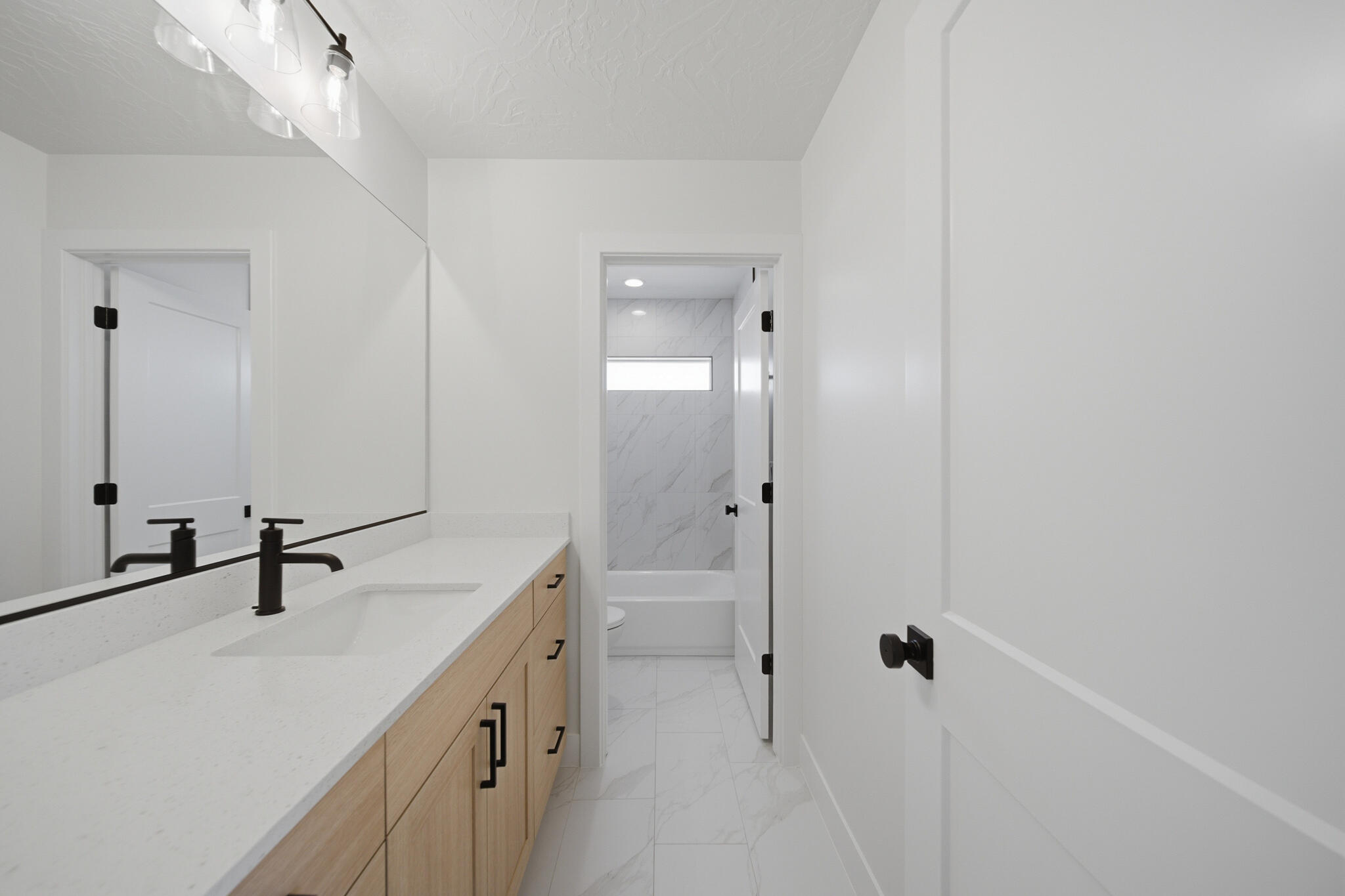 WHITE DOME TOWNHOMES - Residential
