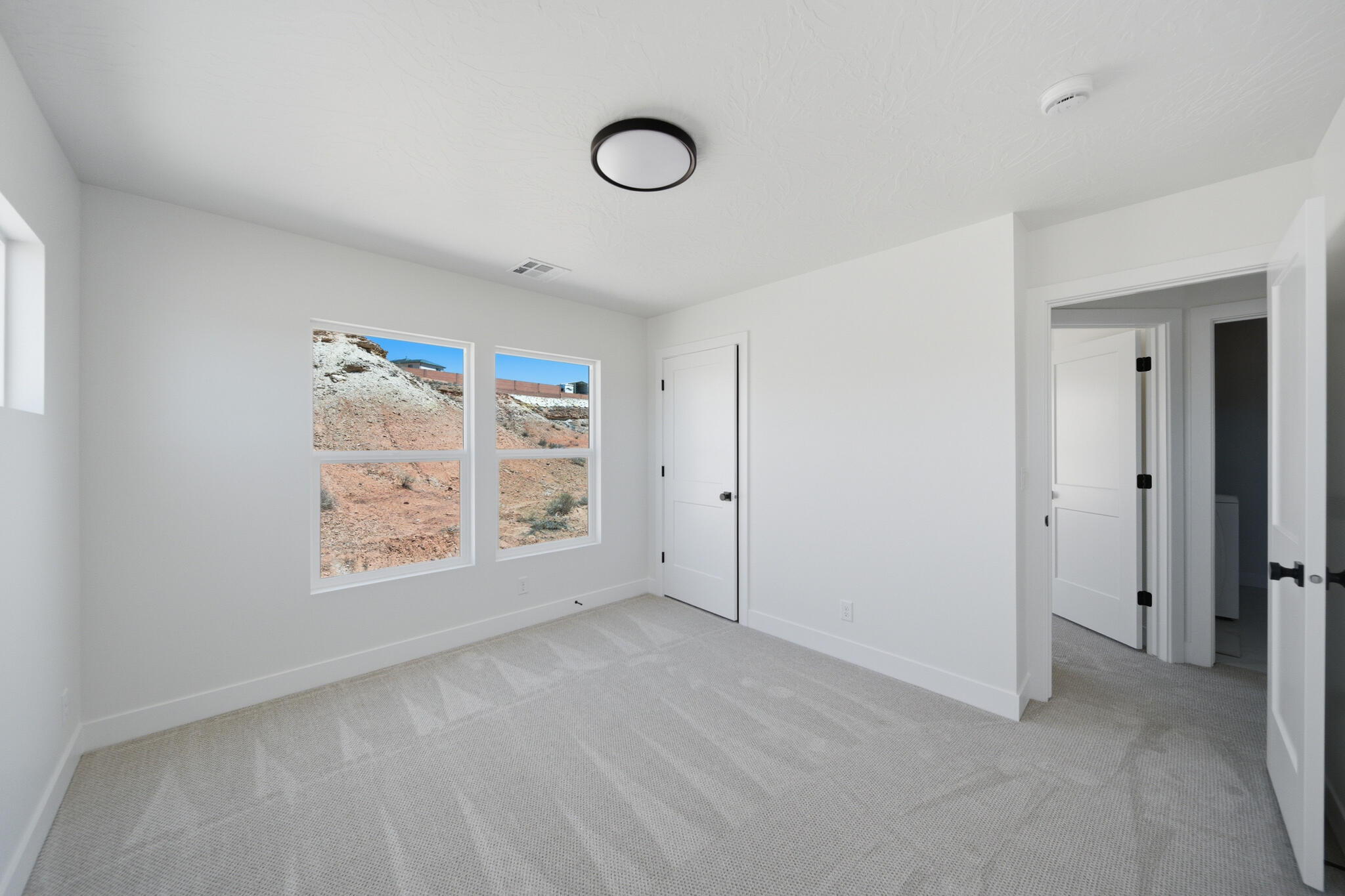 WHITE DOME TOWNHOMES - Residential