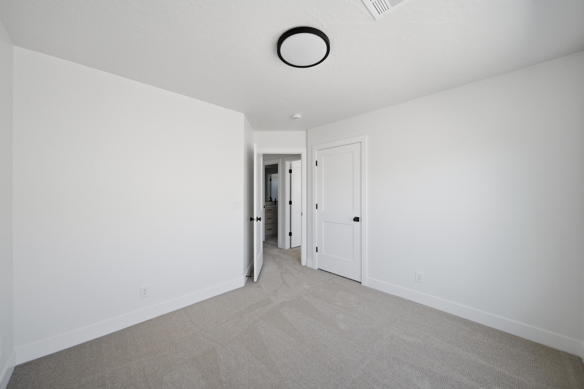 WHITE DOME TOWNHOMES - Residential