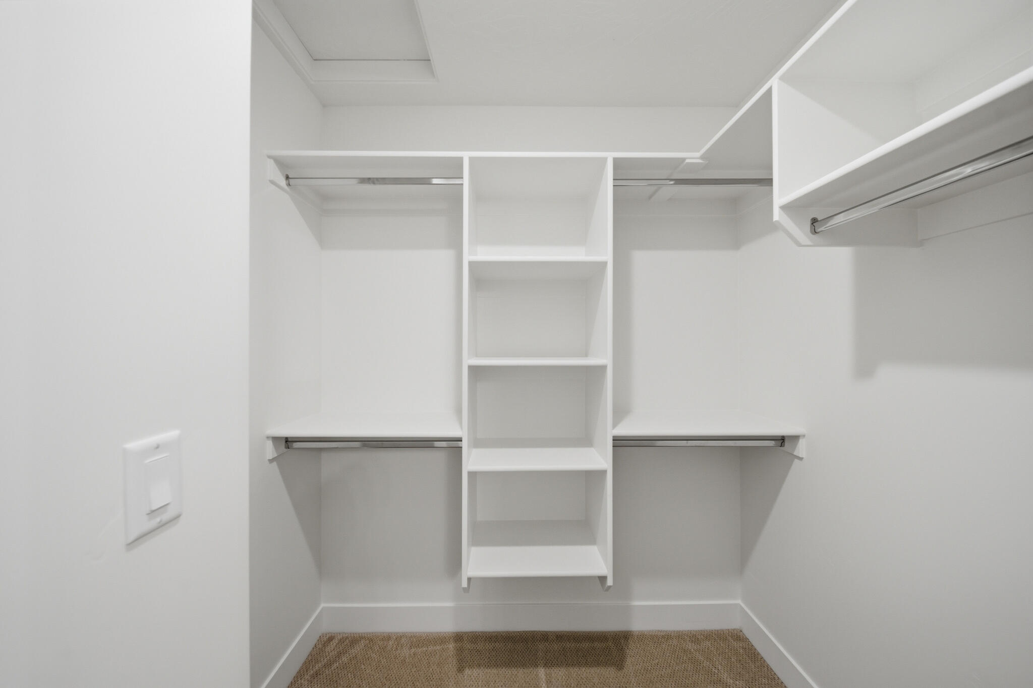 WHITE DOME TOWNHOMES - Residential