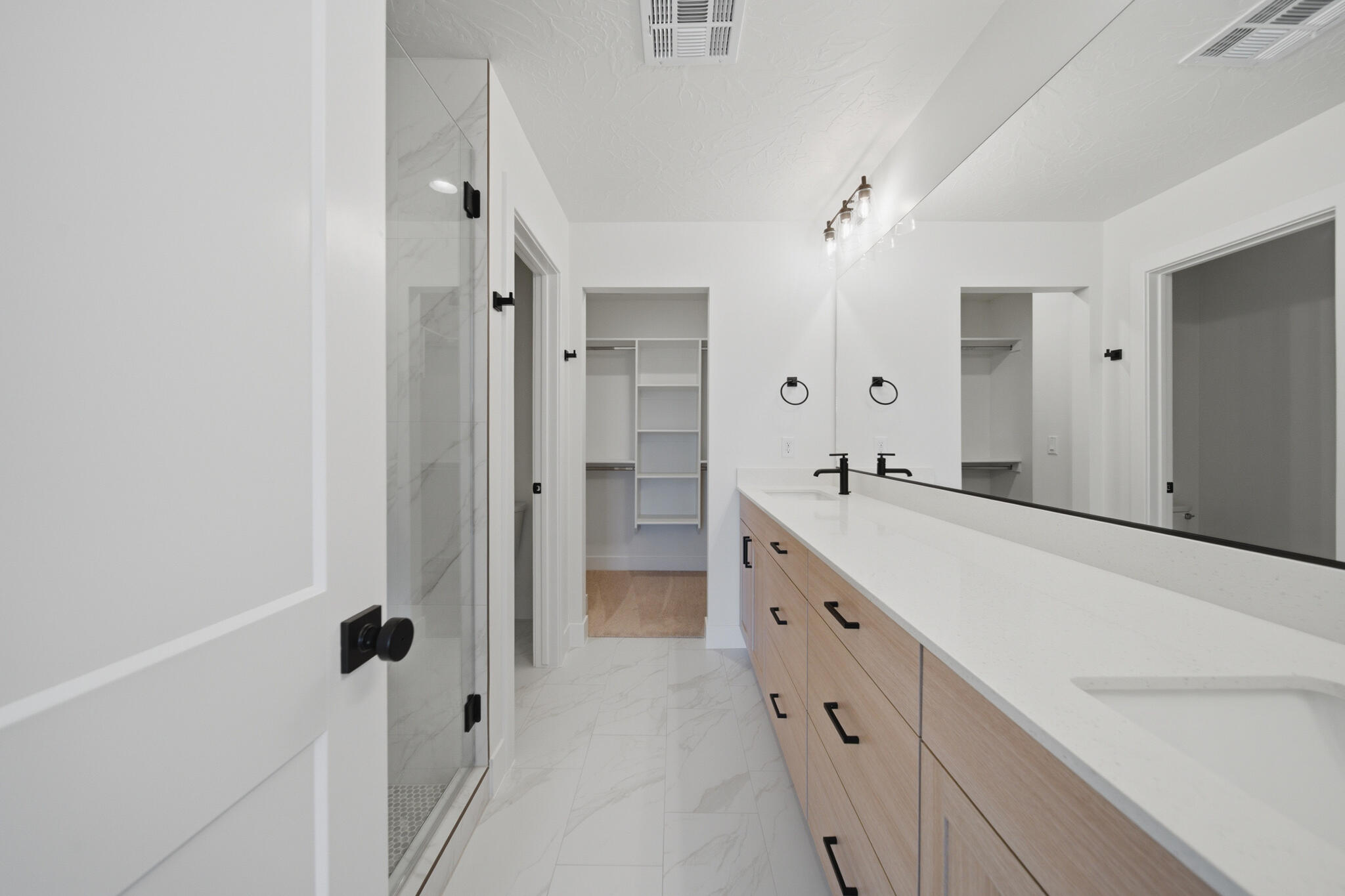 WHITE DOME TOWNHOMES - Residential