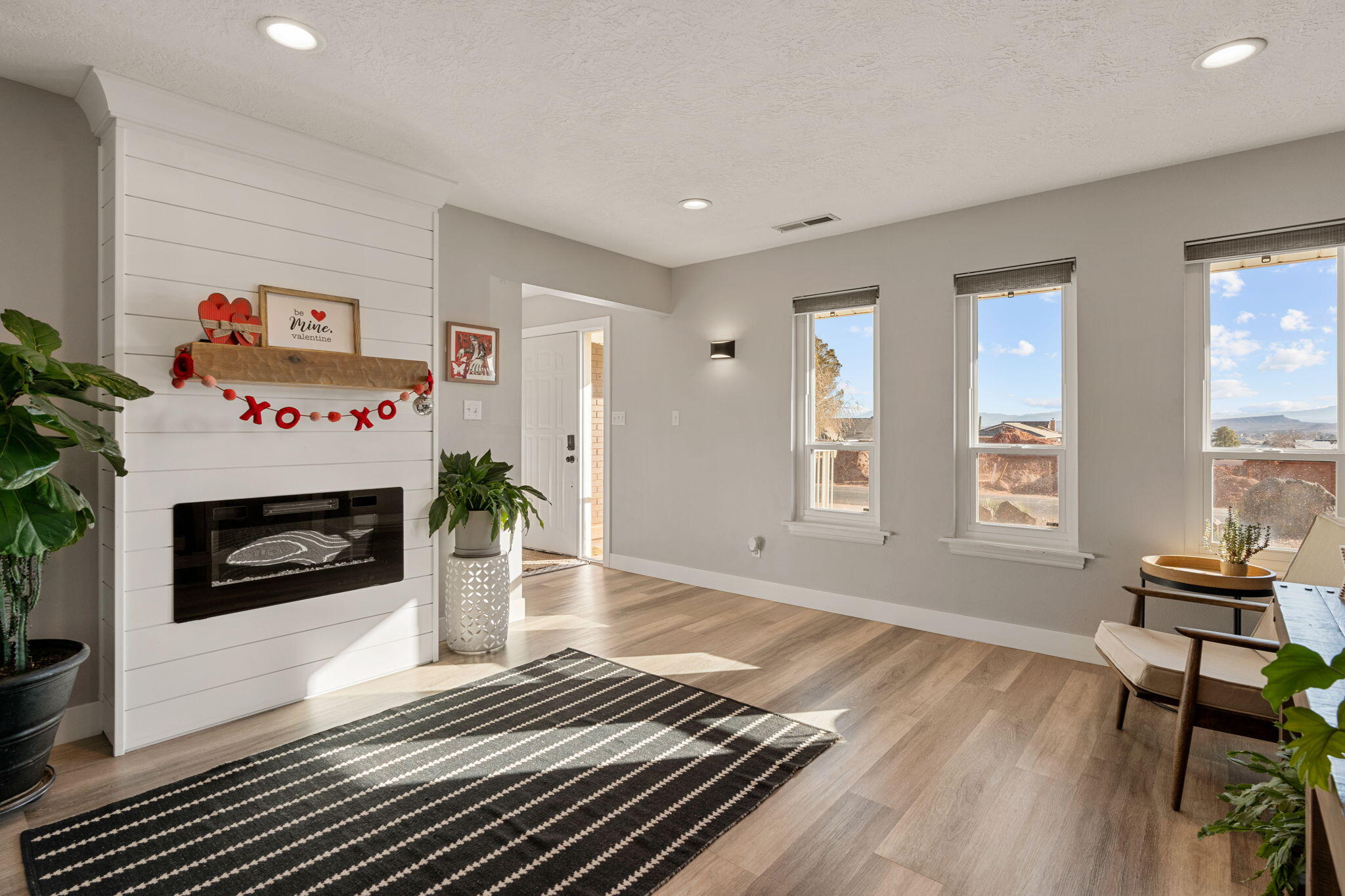 PADRE CANYON ESTATES - Residential