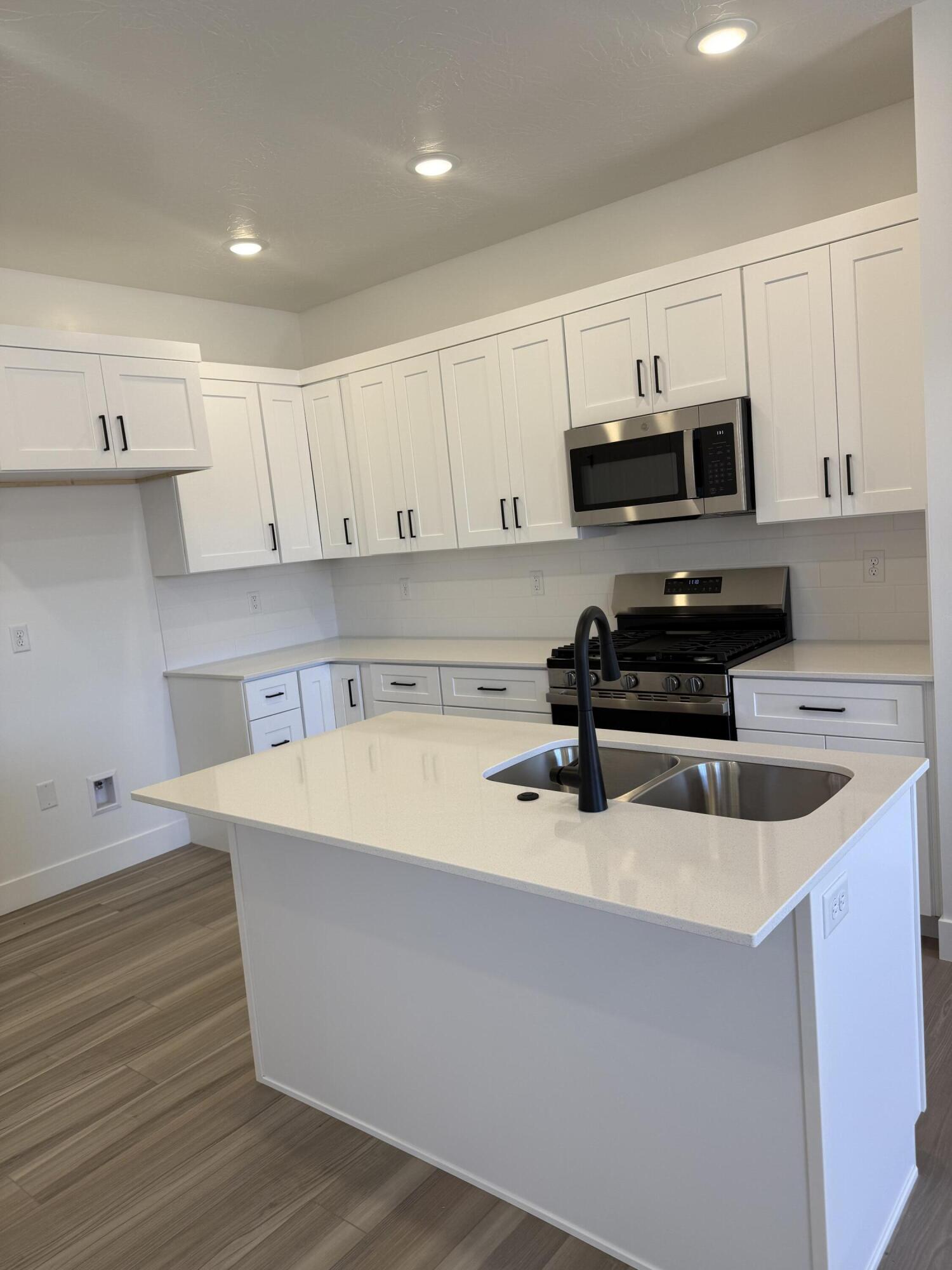 THE PRESERVE AT ALAIA - Residential