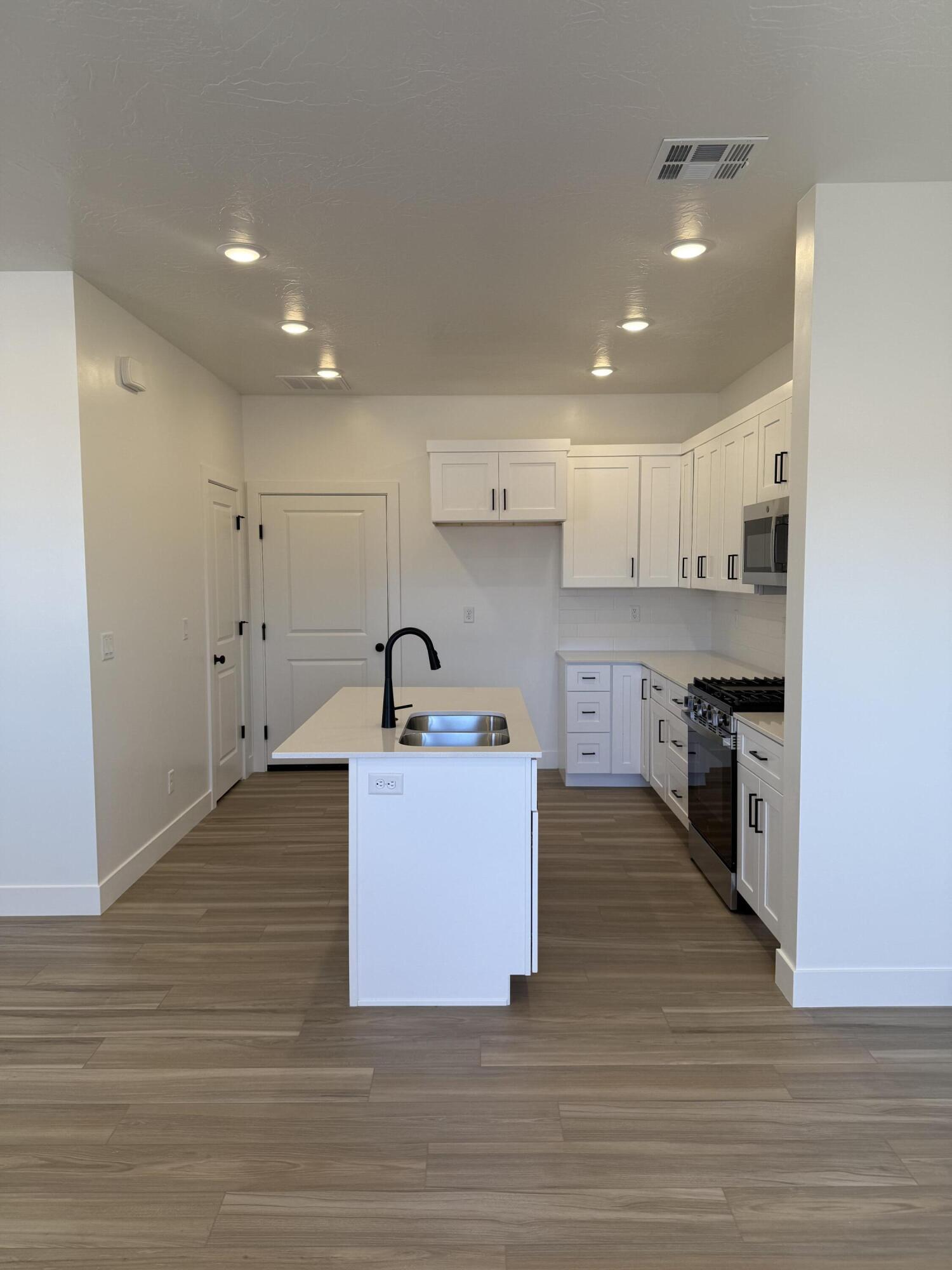 THE PRESERVE AT ALAIA - Residential