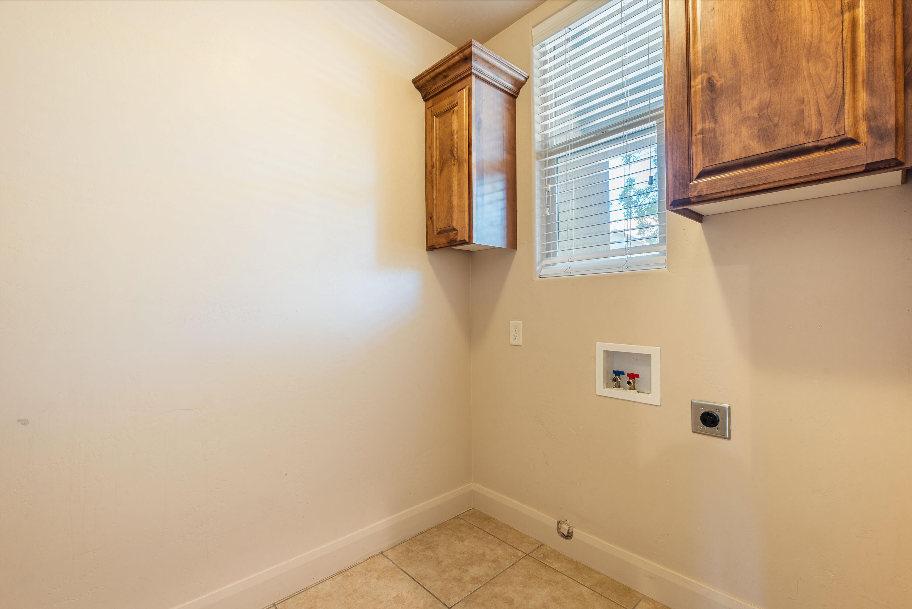 BRISTOL PARK TOWNHOMES - Residential