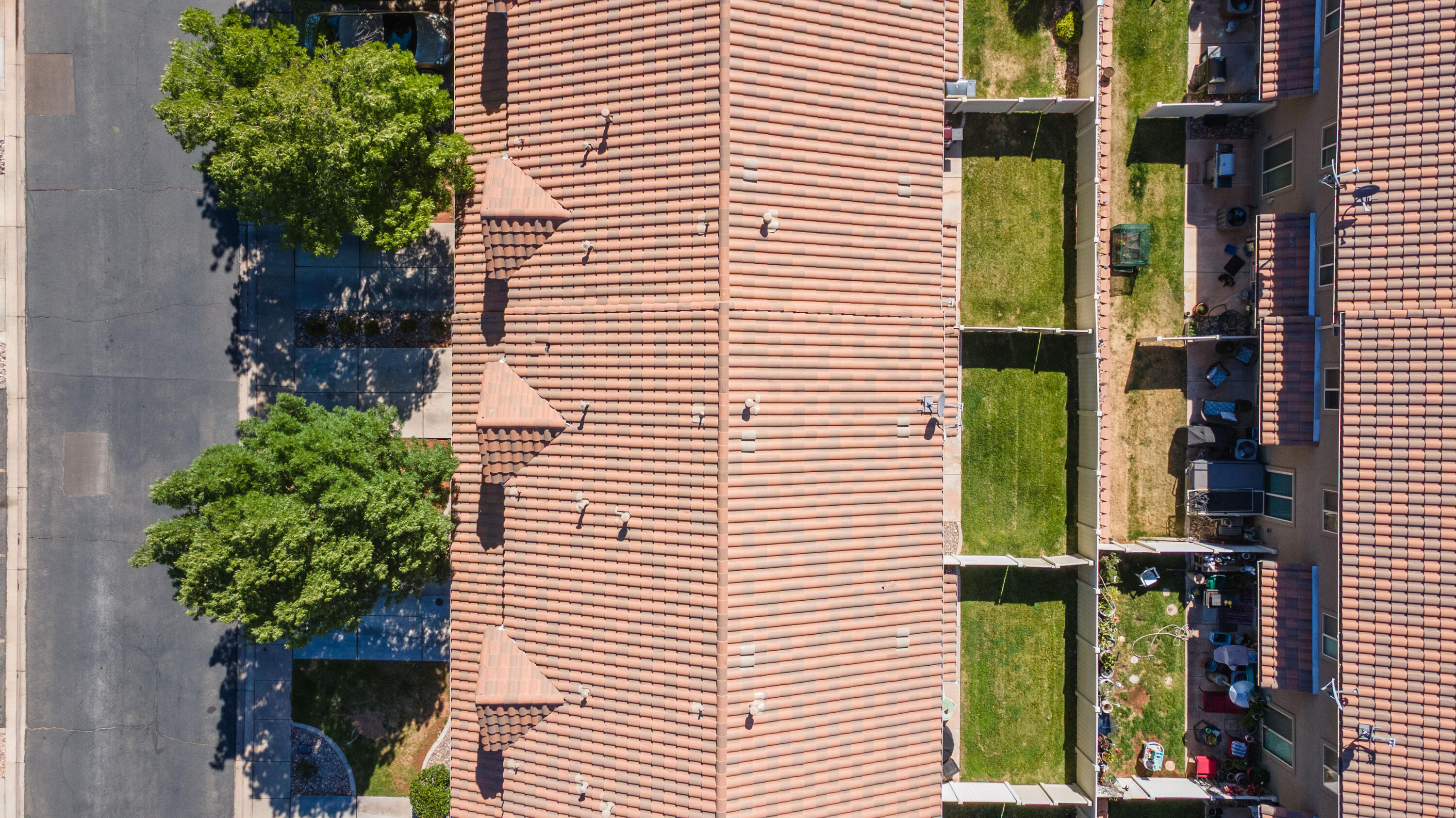 BRISTOL PARK TOWNHOMES - Residential