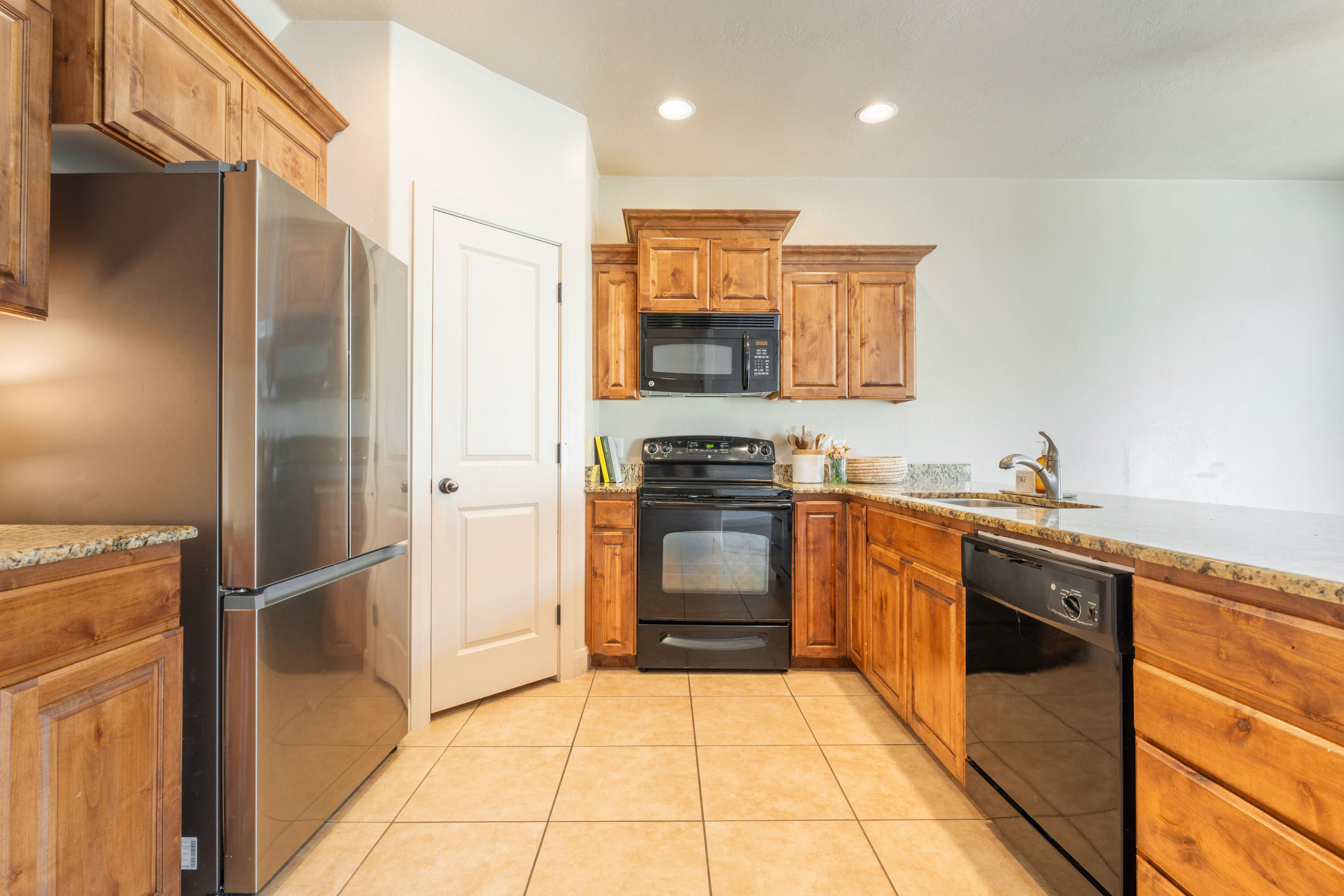 BRISTOL PARK TOWNHOMES - Residential