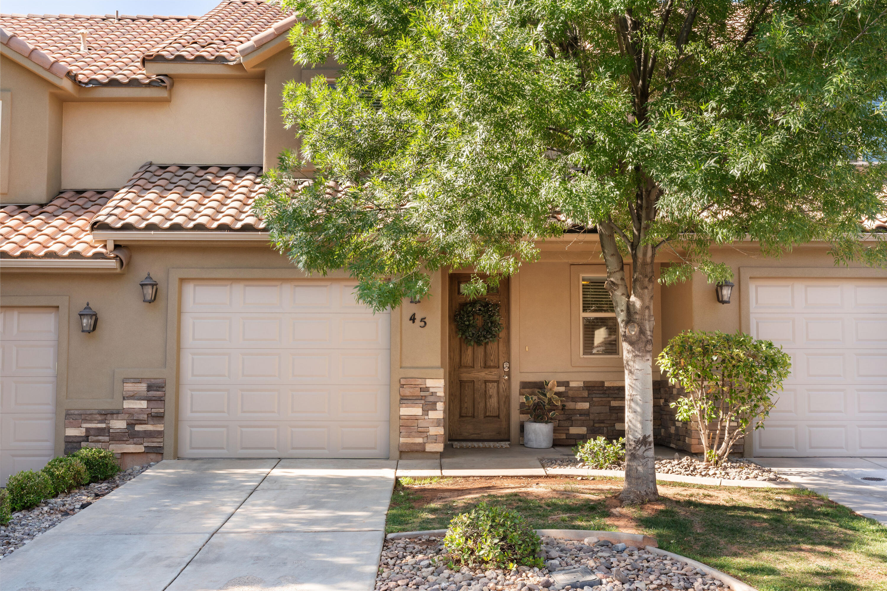 BRISTOL PARK TOWNHOMES - Residential