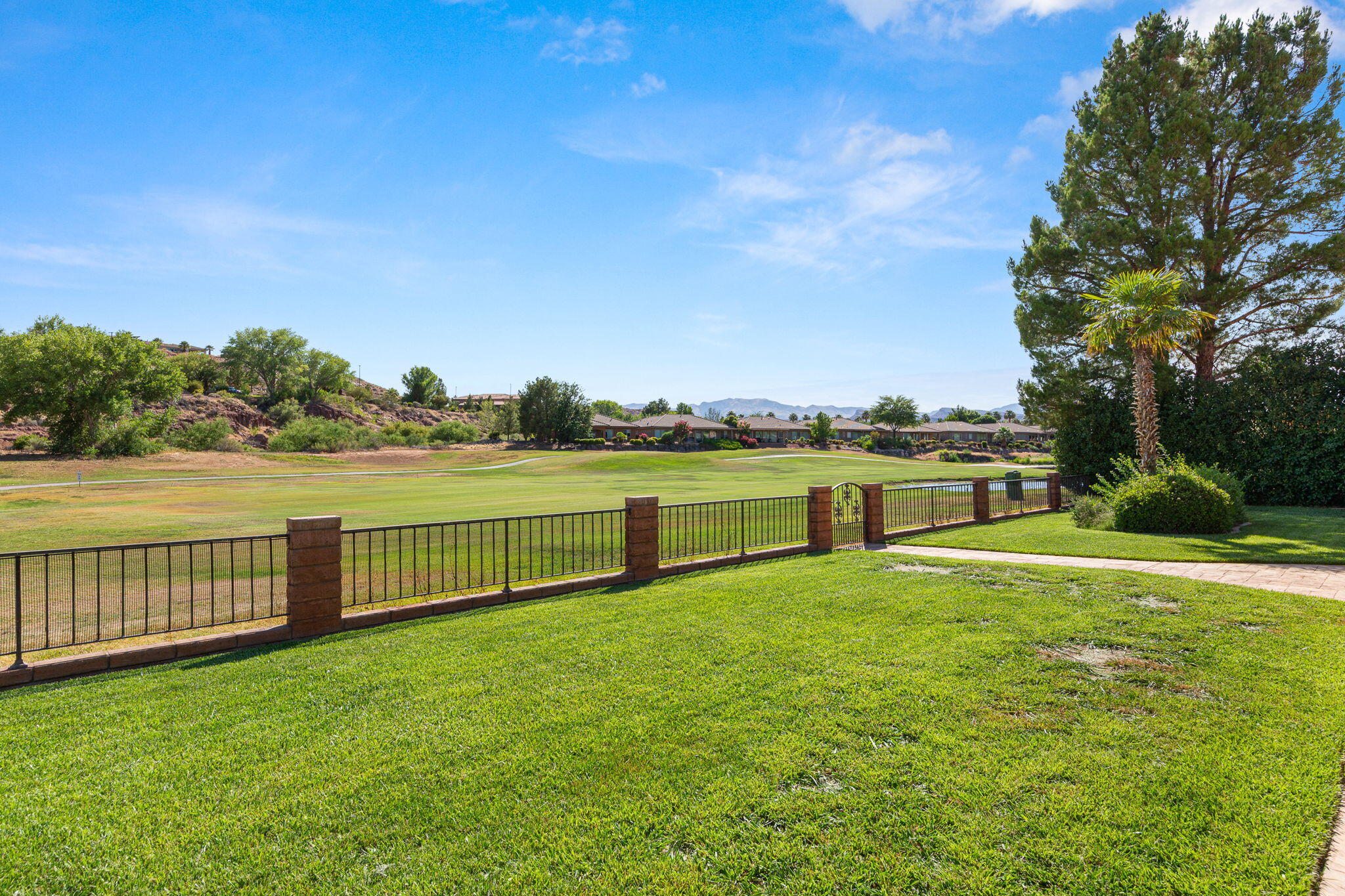 RIVER'S EDGE AT SUNBROOK - Residential