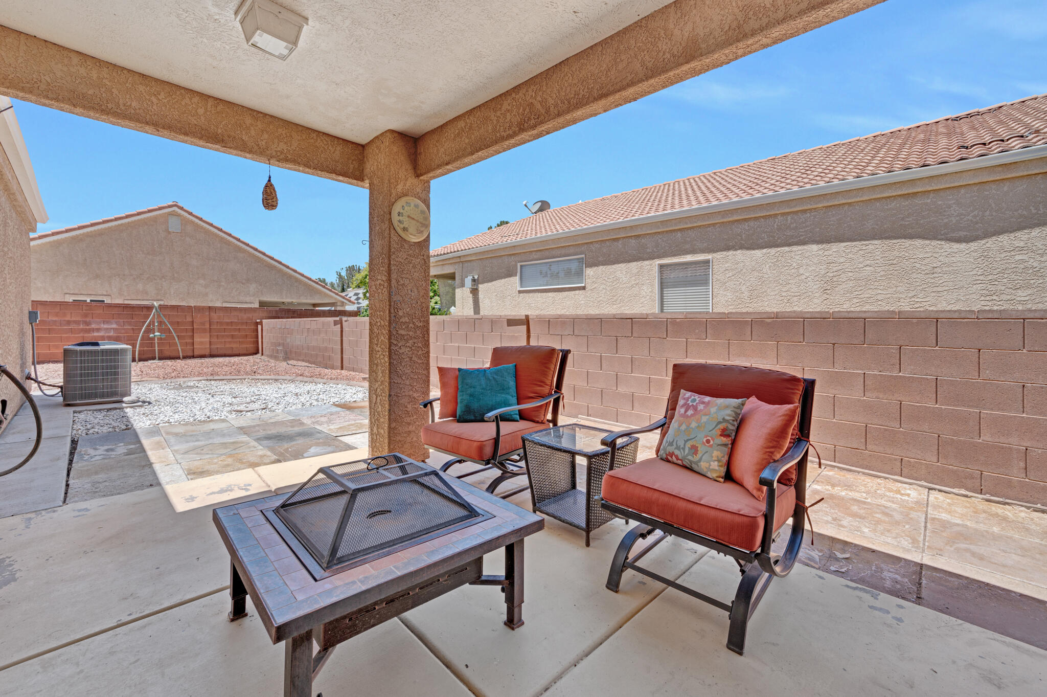 SHADOW CANYON - Residential