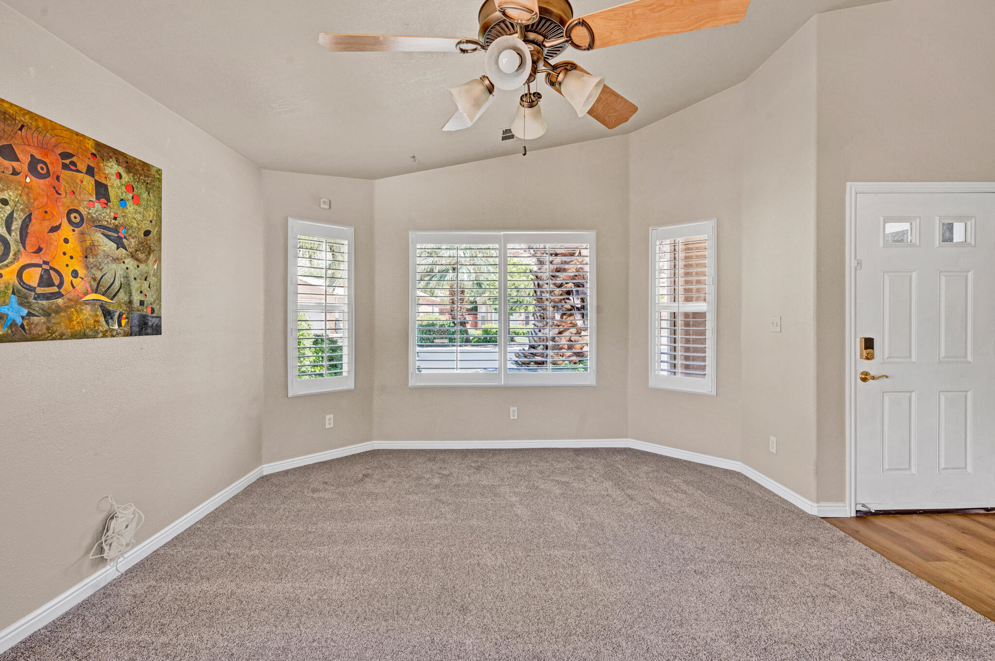 SHADOW CANYON - Residential