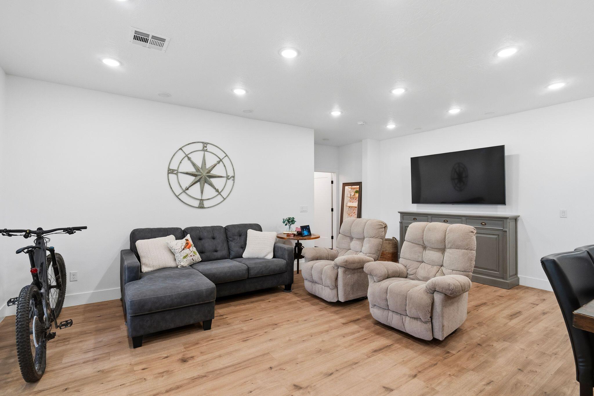 ANDREGG SUB - Residential