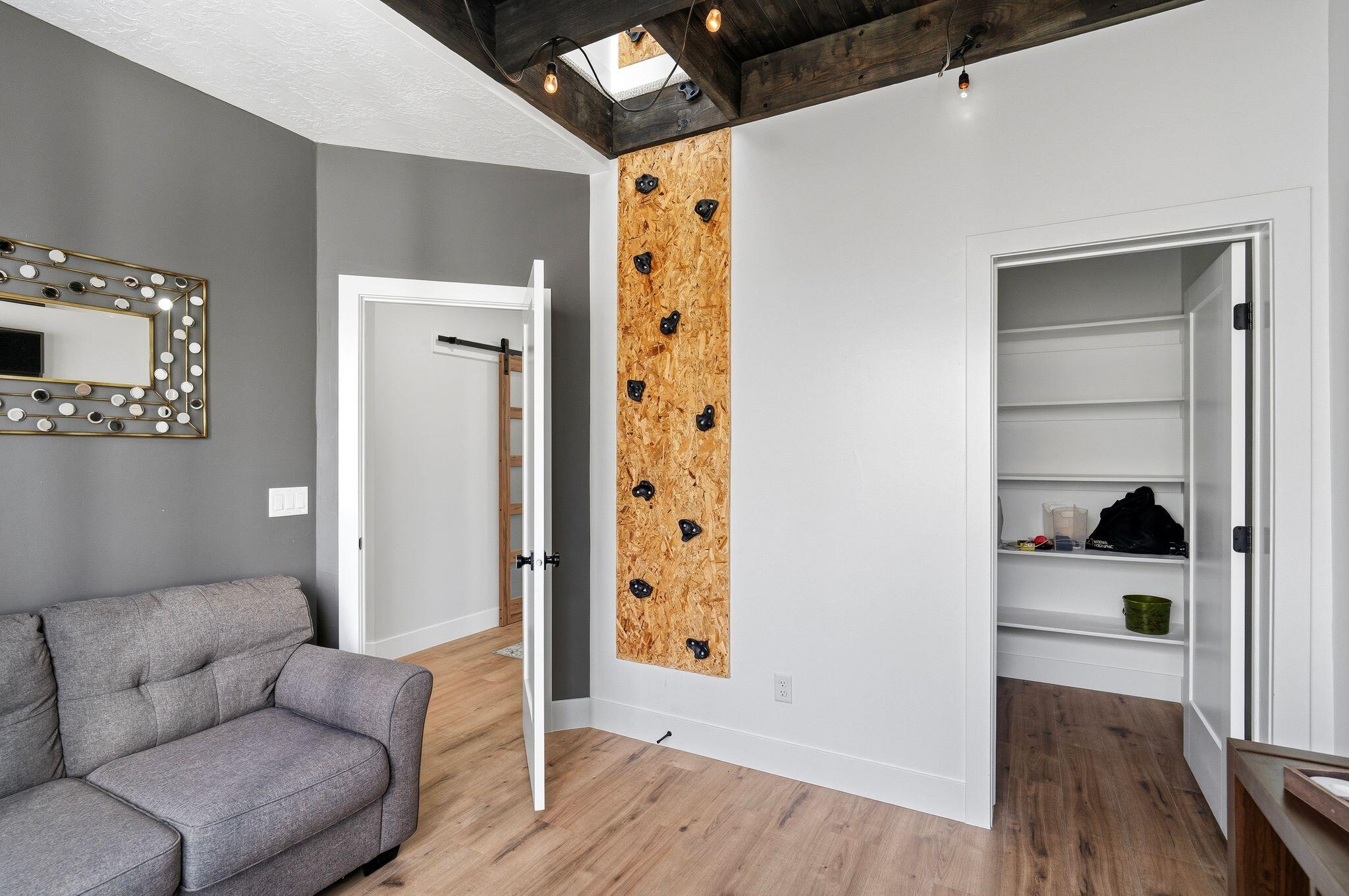 ANDREGG SUB - Residential