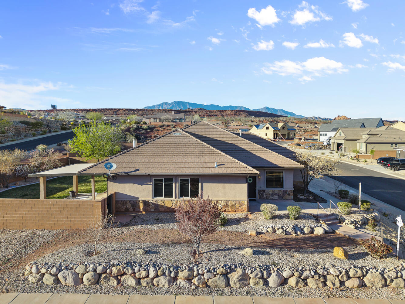 CRIMSON VIEW - Residential