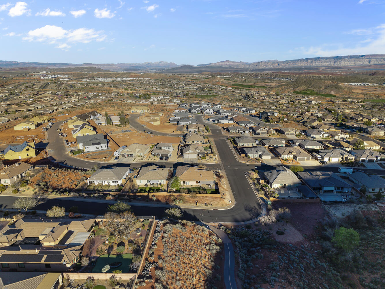 CRIMSON VIEW - Residential